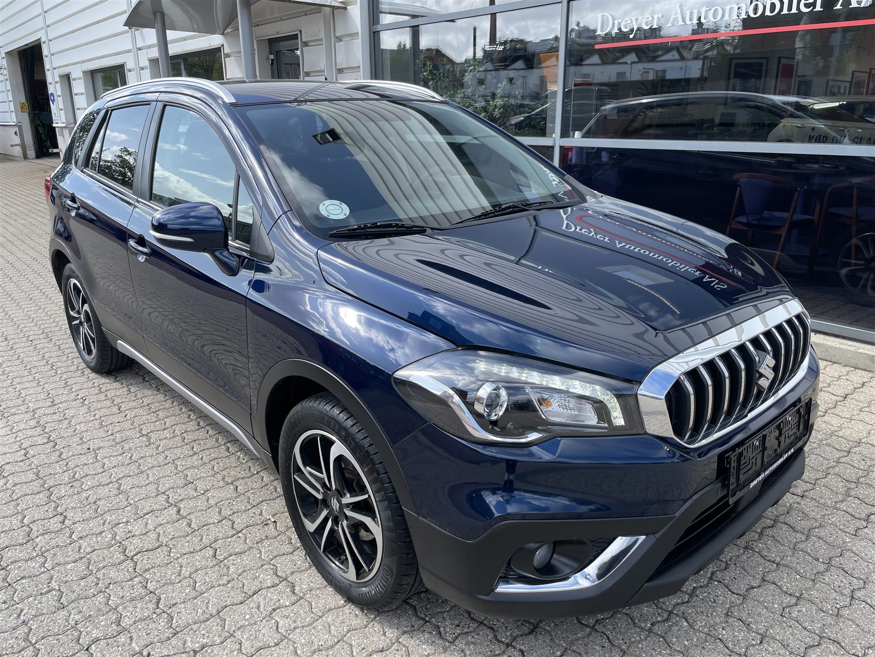 Billede af Suzuki S-Cross 1,0 Boosterjet Active 112HK 5d