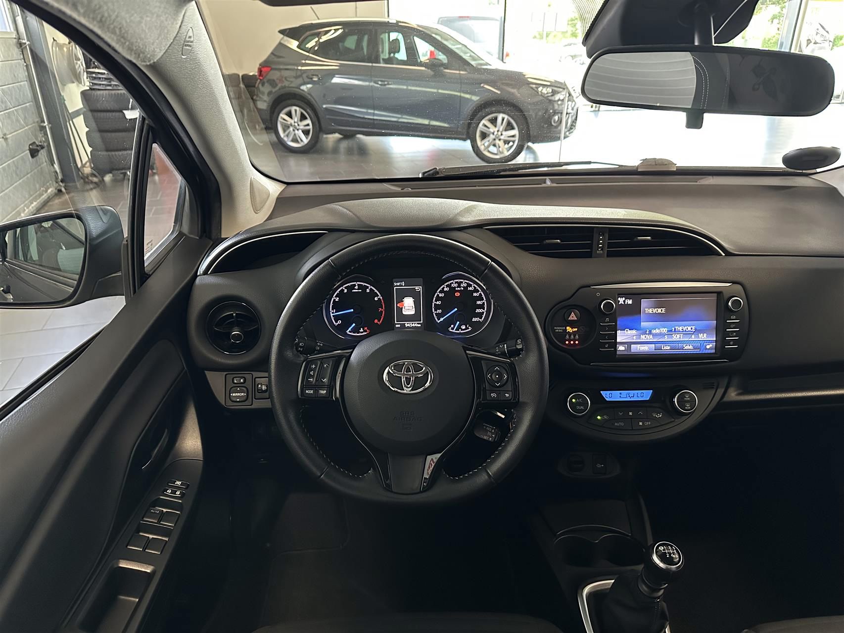 Billede af Toyota Yaris 1,5 VVT-I T2 Exclusive 111HK 5d 6g