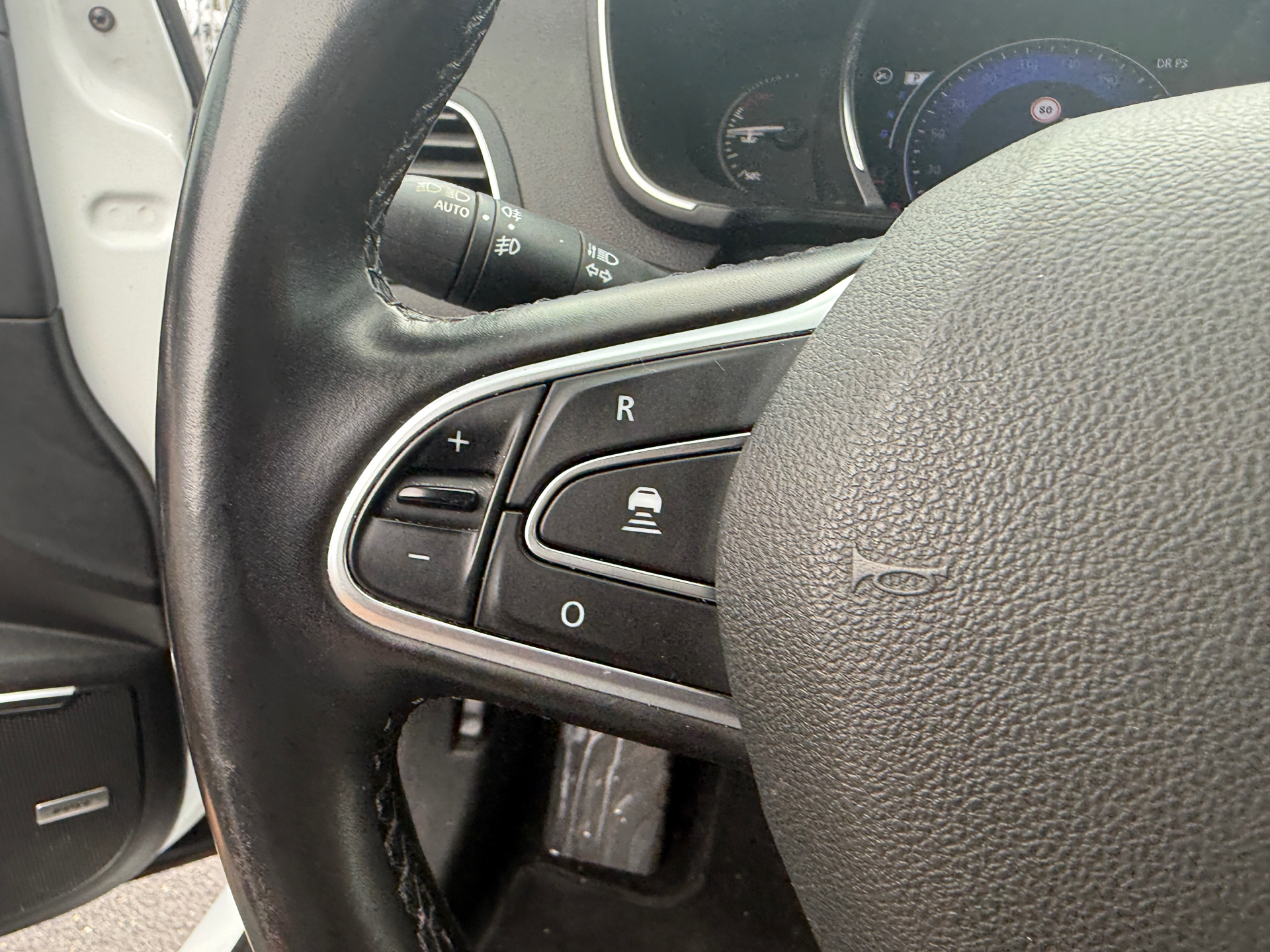 Billede af Renault Mégane Sport Tourer 1,2 TCE Bose EDC 132HK Stc 7g Aut.