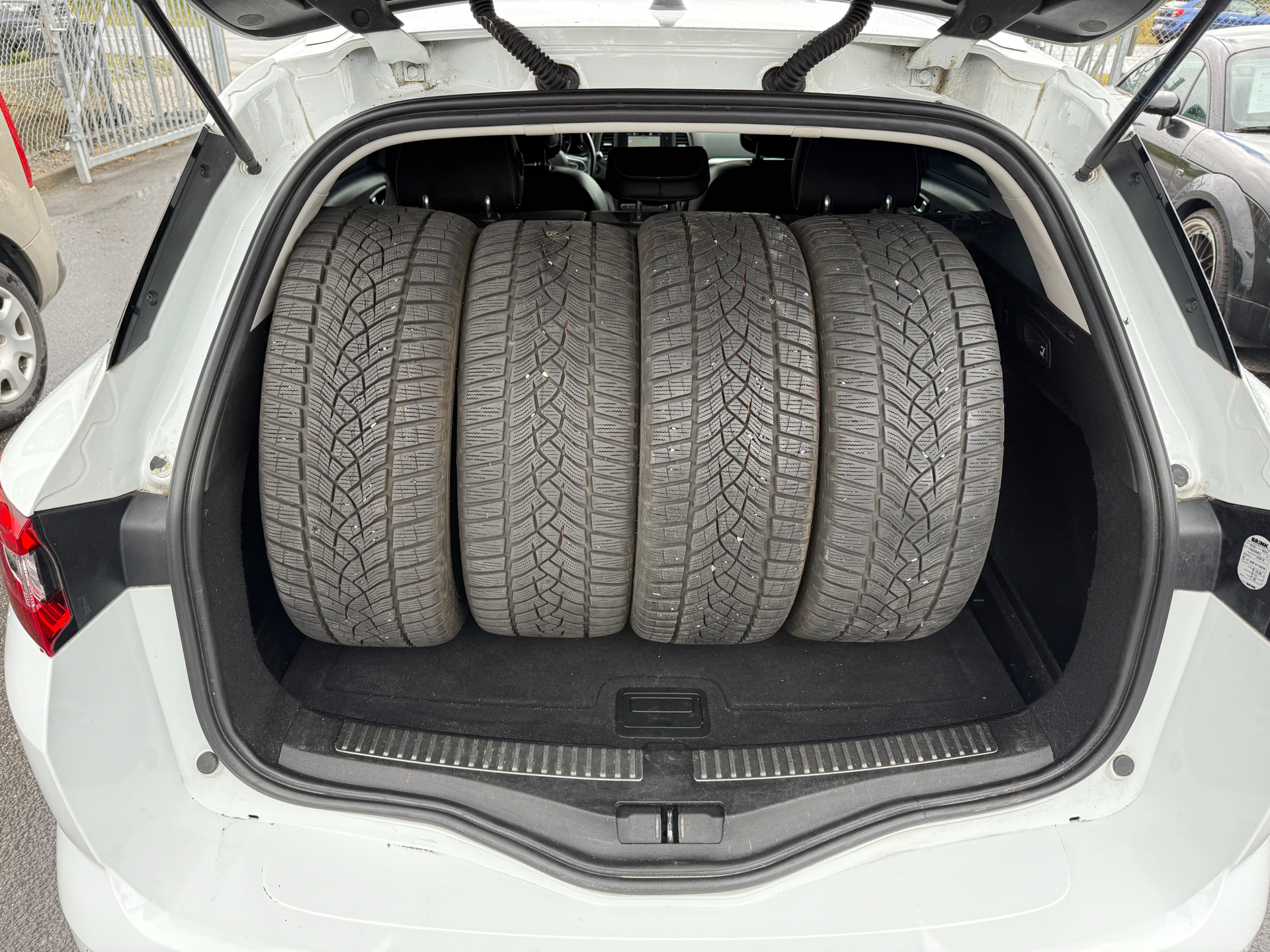 Billede af Renault Mégane Sport Tourer 1,2 TCE Bose EDC 132HK Stc 7g Aut.