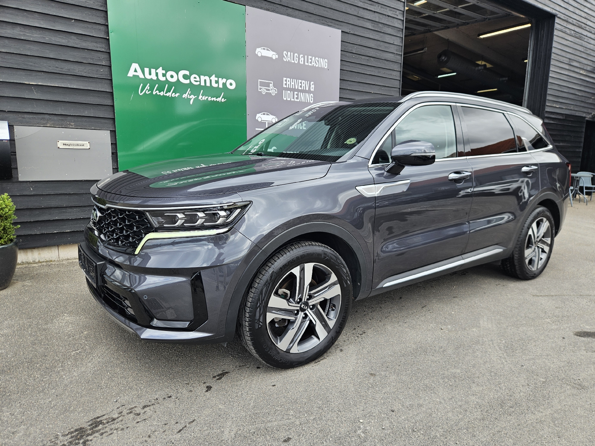 Billede af Kia Sorento 1,6 T-GDI PHEV  Plugin-hybrid Upgrade 4WD 265HK 5d 6g Aut.