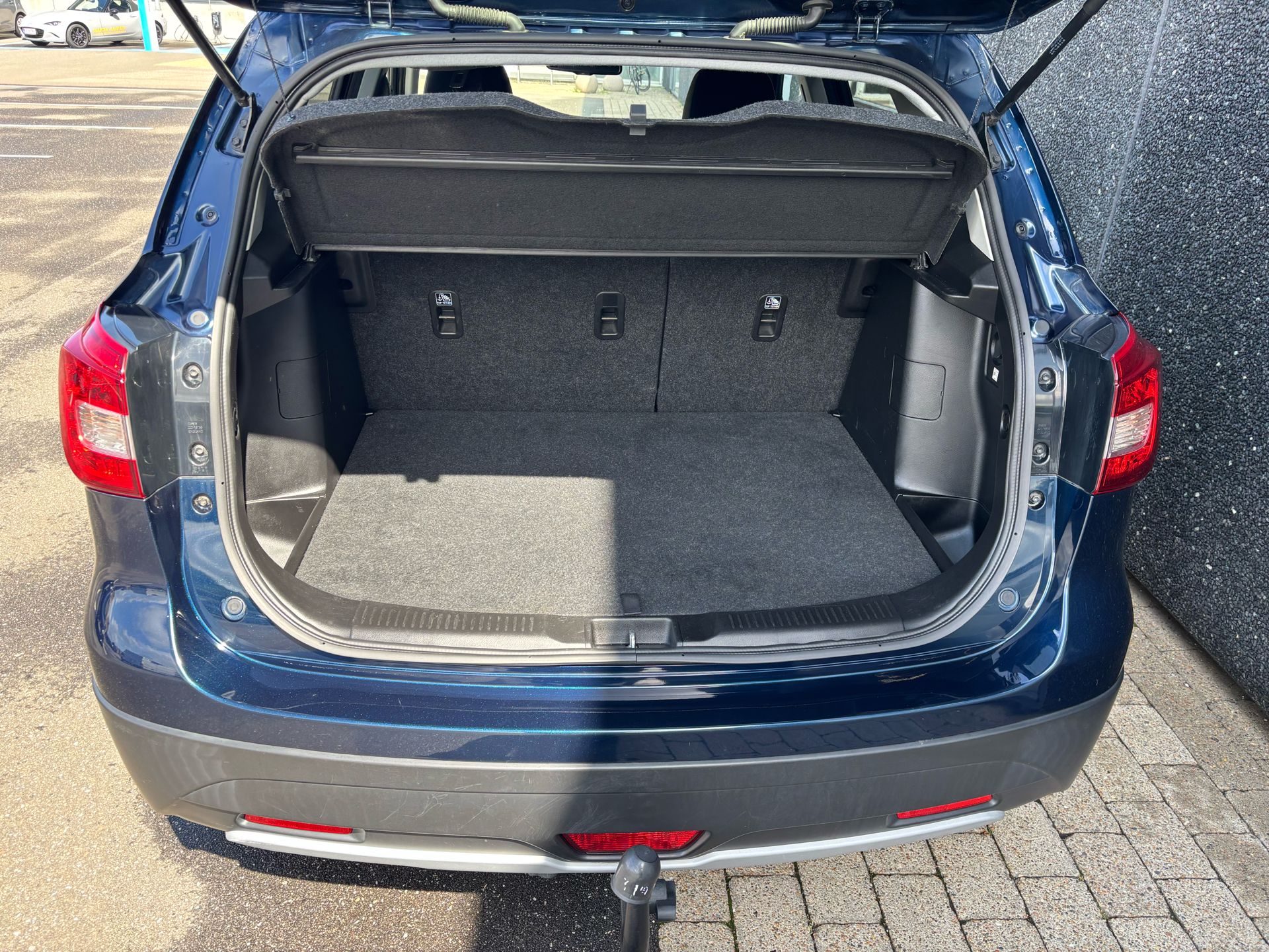 Billede af Suzuki S-Cross 1,0 Boosterjet Active 112HK 5d