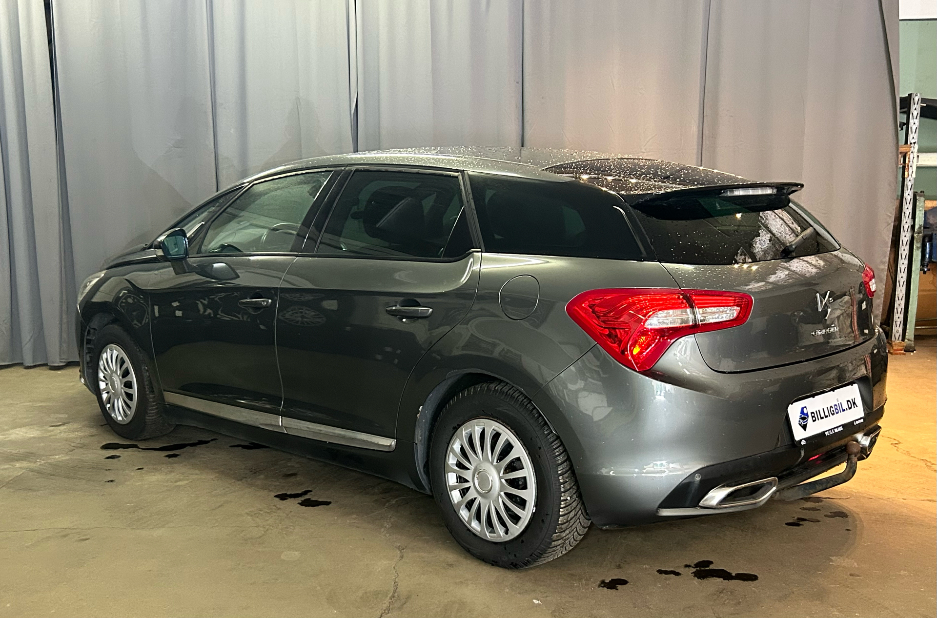 Billede af Citroën DS5 1,6 e-HDi Design E6G 110HK 5d 6g Aut.