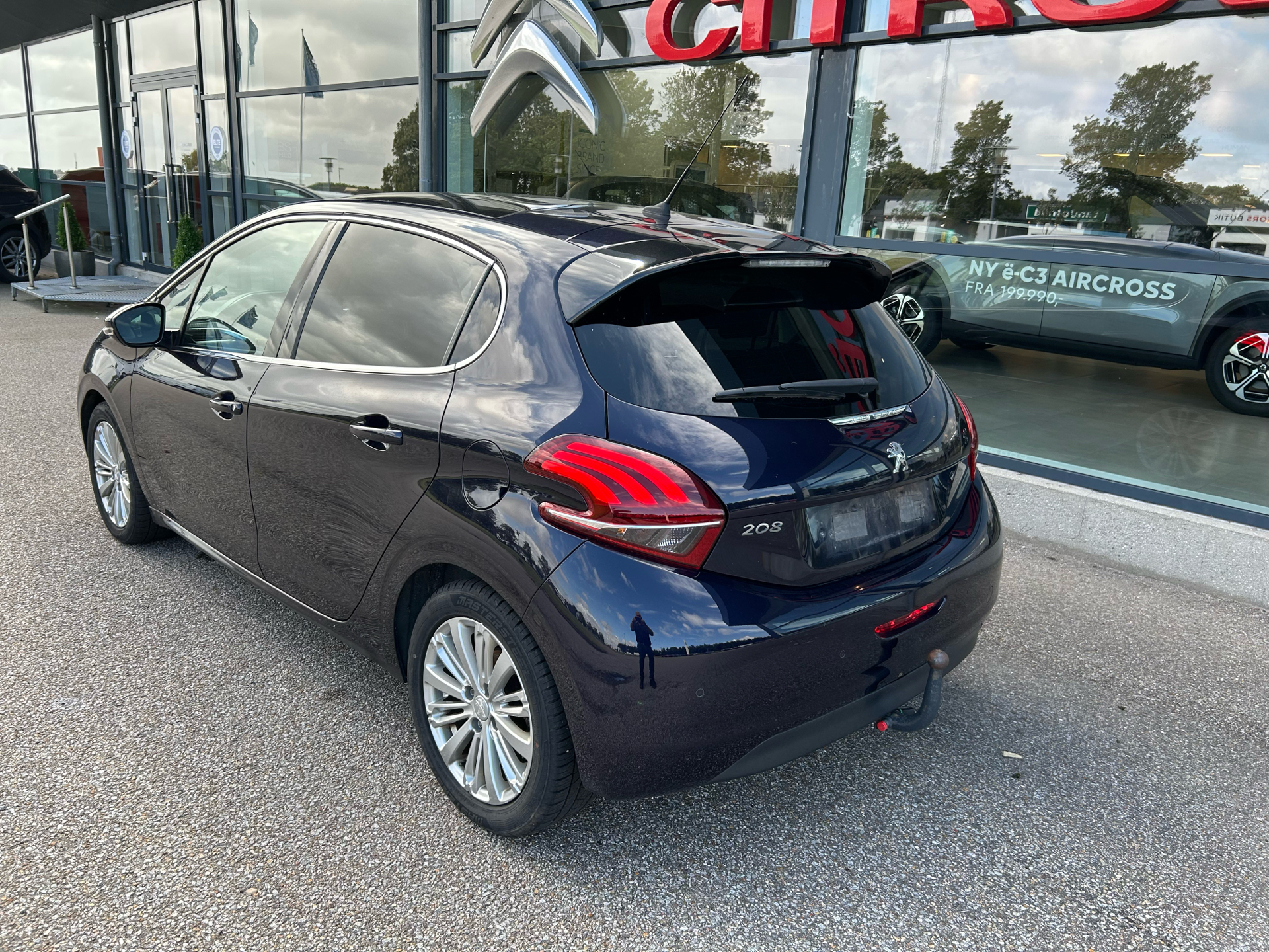 Billede af Peugeot 208 1,6 BlueHDi Desire Sky 100HK 5d