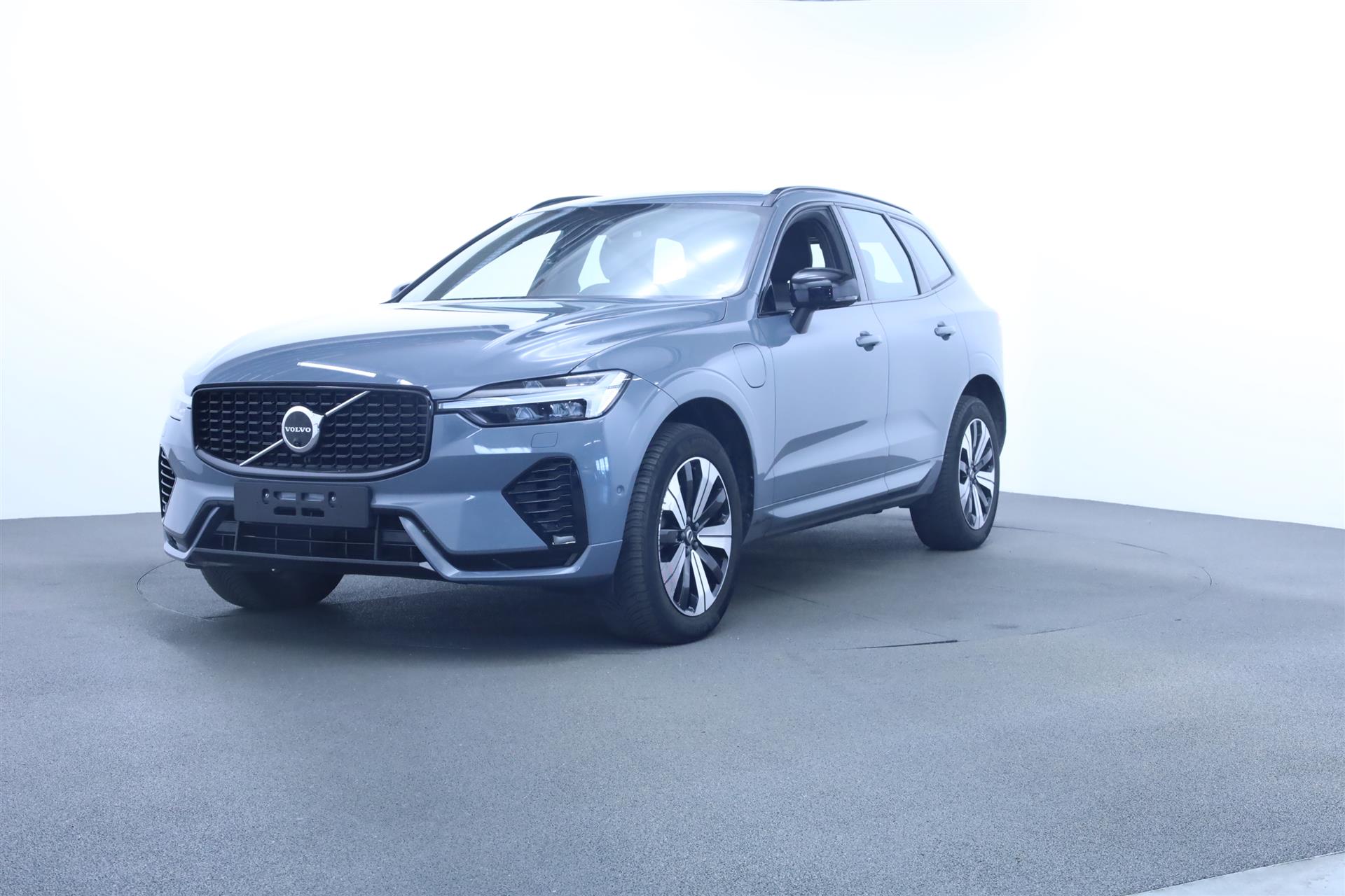 Billede af Volvo XC60 2,0 T6 Recharge  Plugin-hybrid Plus AWD 350HK 5d 8g Aut.