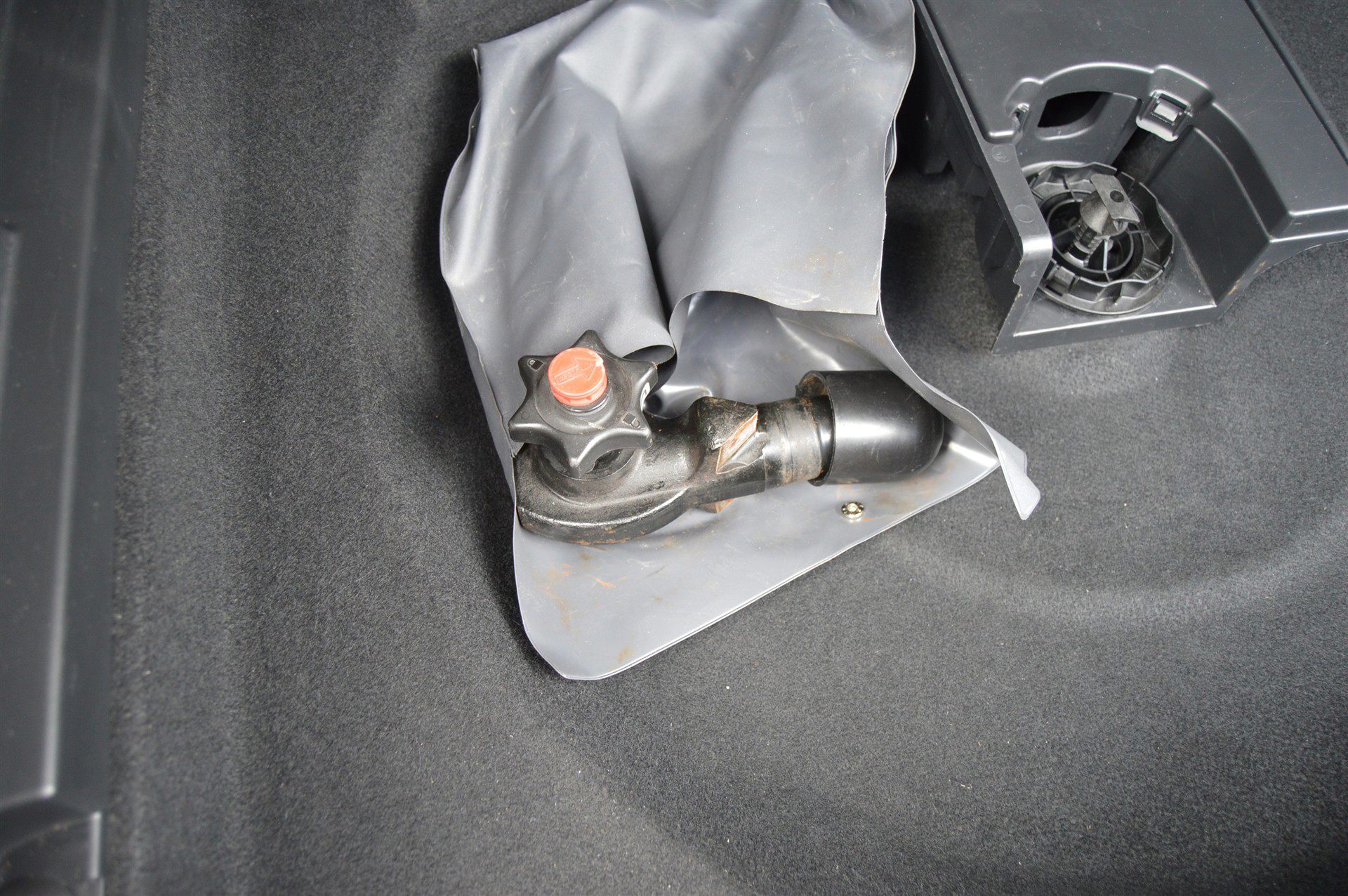 Billede af Peugeot 3008 1,2 e-THP Allure 130HK 5d 6g