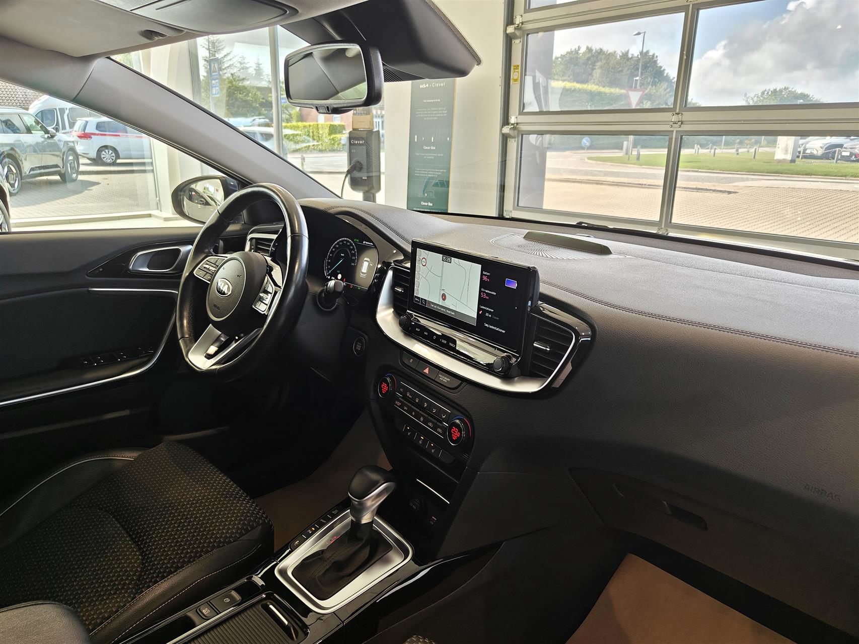 Billede af Kia Ceed SW 1,6 GDI PHEV  Plugin-hybrid Upgrade m/Intro DCT 141HK Stc 6g Aut.