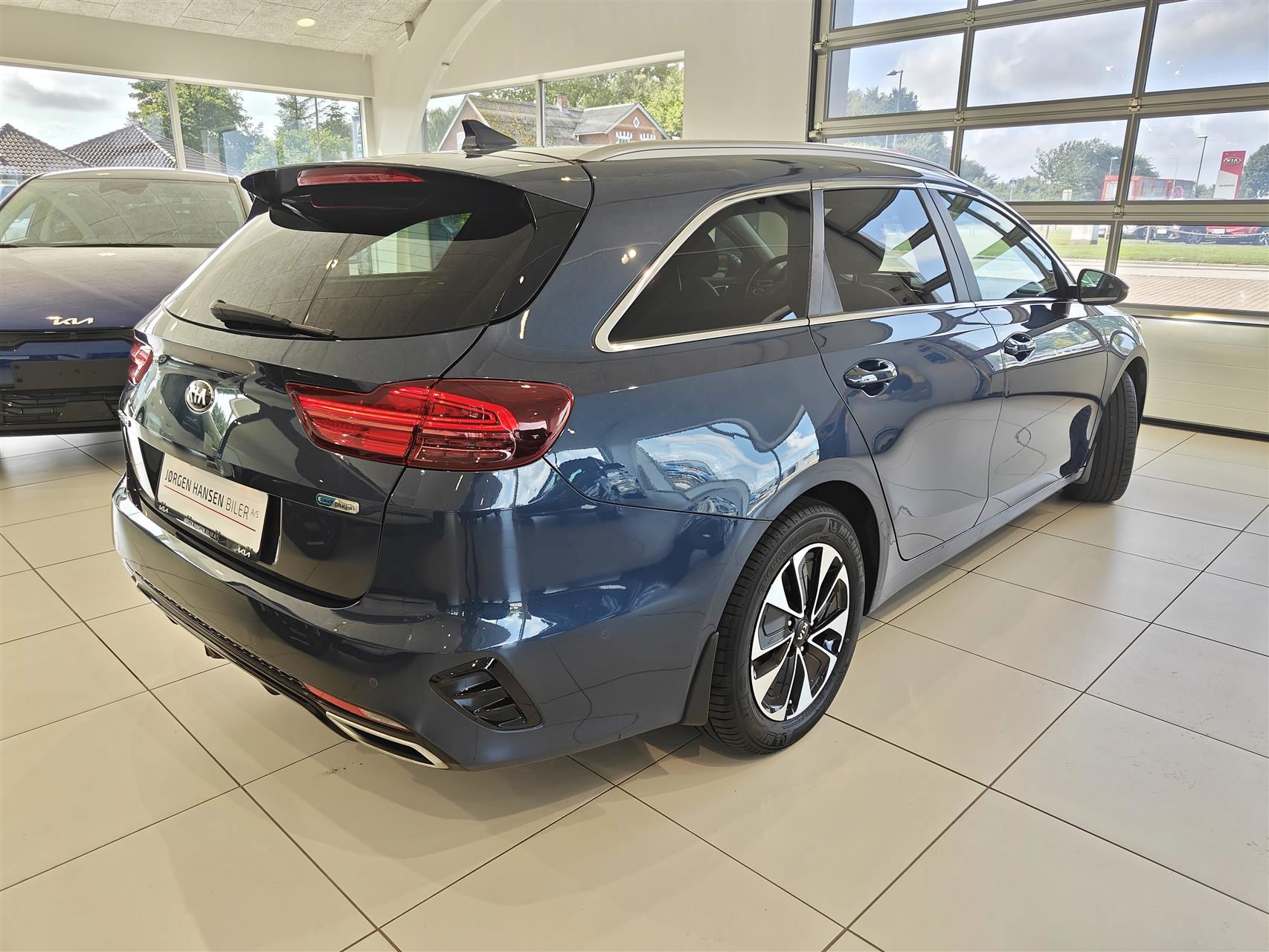 Billede af Kia Ceed SW 1,6 GDI PHEV  Plugin-hybrid Upgrade m/Intro DCT 141HK Stc 6g Aut.