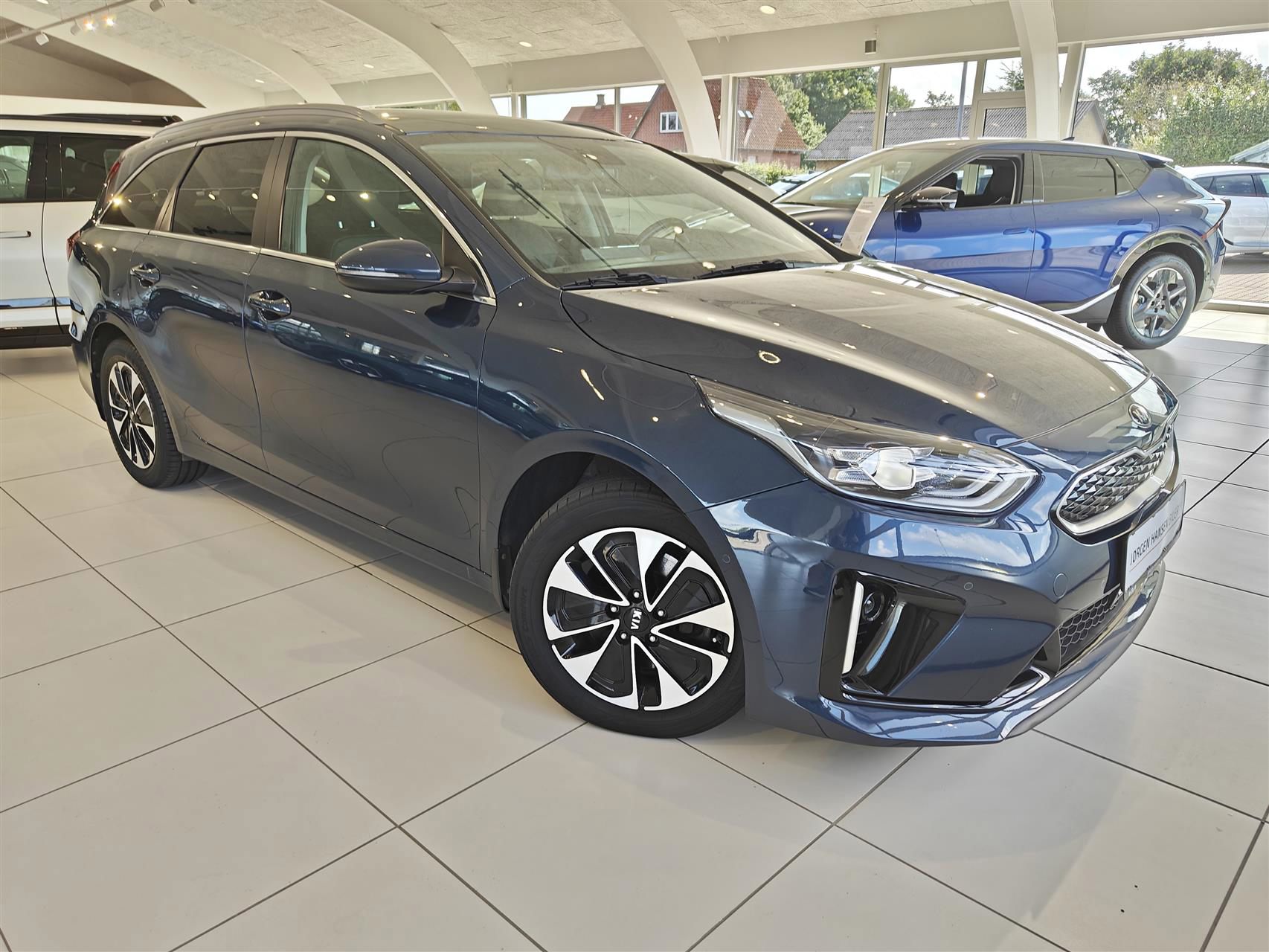 Billede af Kia Ceed SW 1,6 GDI PHEV  Plugin-hybrid Upgrade m/Intro DCT 141HK Stc 6g Aut.