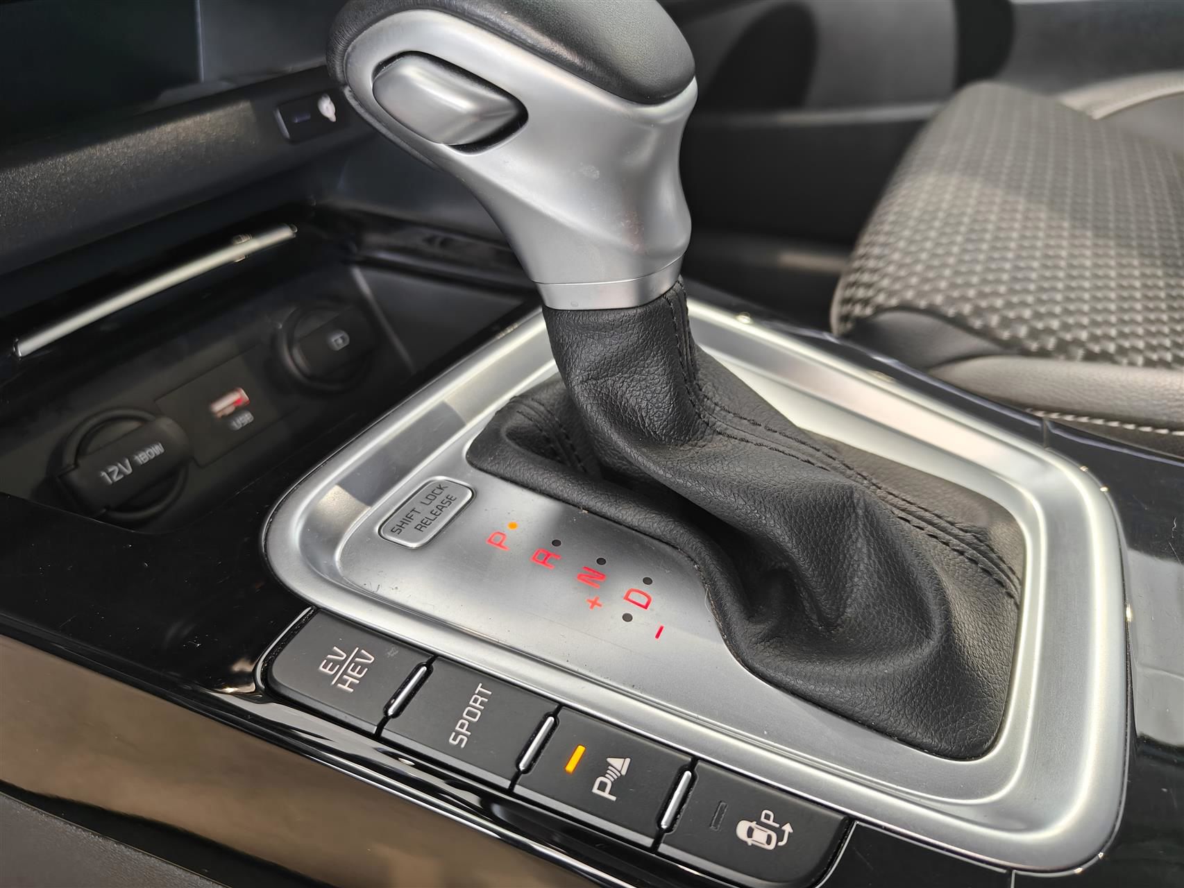 Billede af Kia Ceed SW 1,6 GDI PHEV  Plugin-hybrid Upgrade m/Intro DCT 141HK Stc 6g Aut.