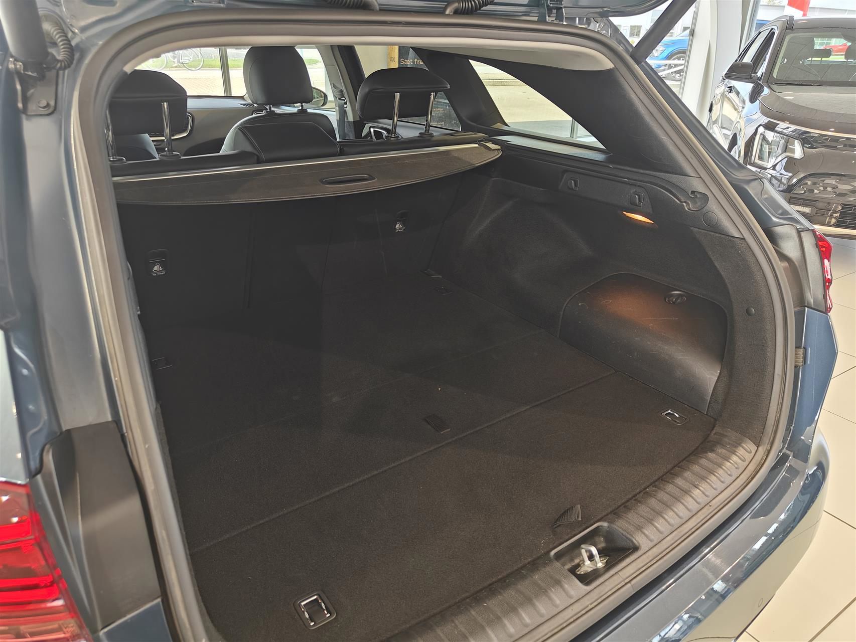 Billede af Kia Ceed SW 1,6 GDI PHEV  Plugin-hybrid Upgrade m/Intro DCT 141HK Stc 6g Aut.