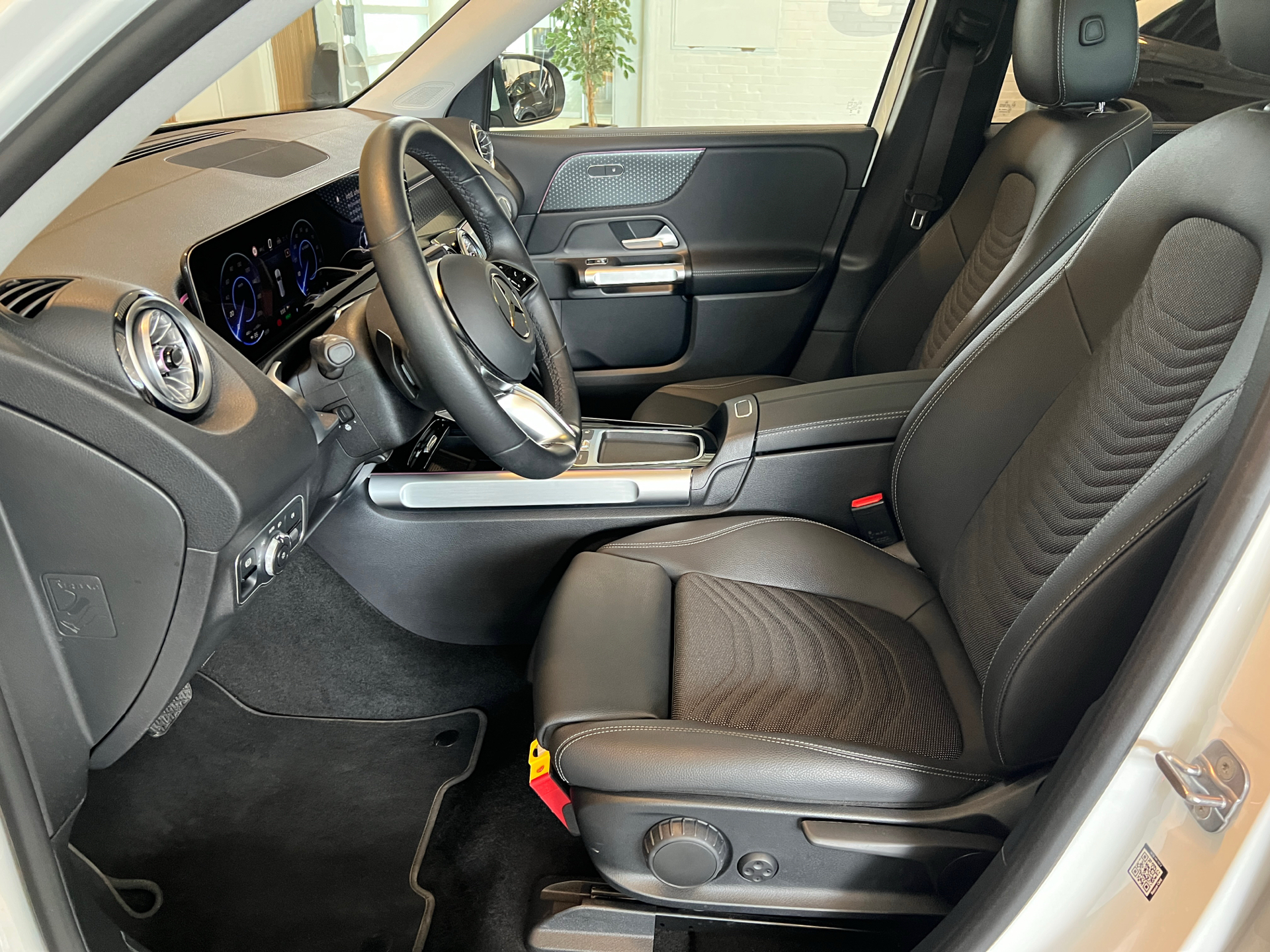 Billede af Mercedes-Benz EQB 250+ EL Premium Plus 190HK 5d Aut.