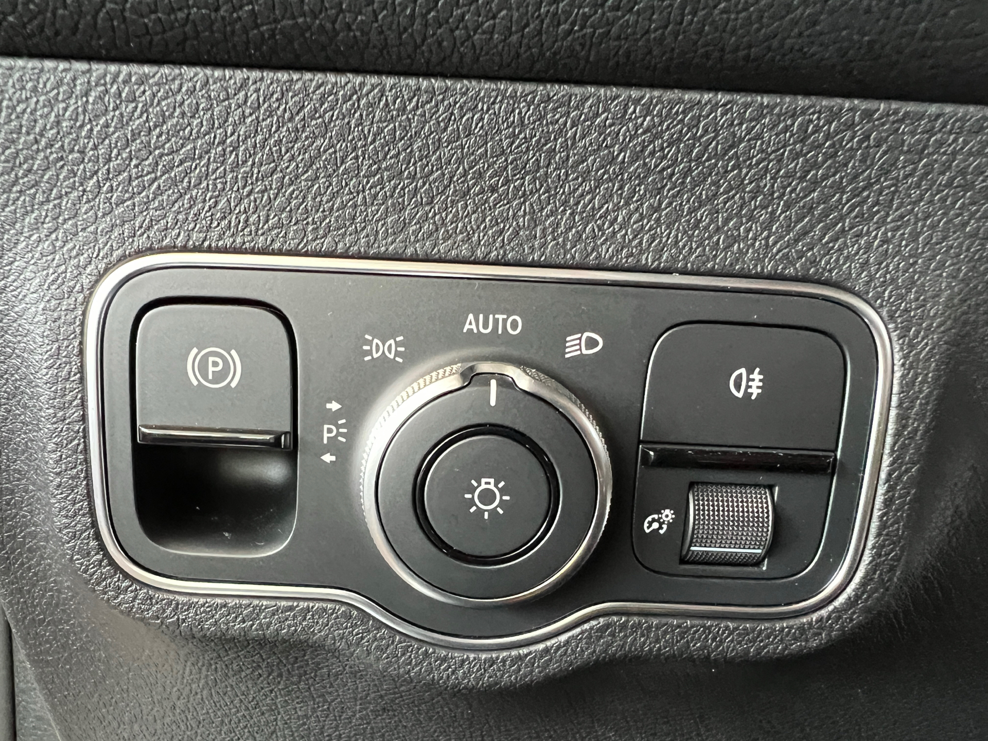 Billede af Mercedes-Benz EQB 250+ EL Premium Plus 190HK 5d Aut.
