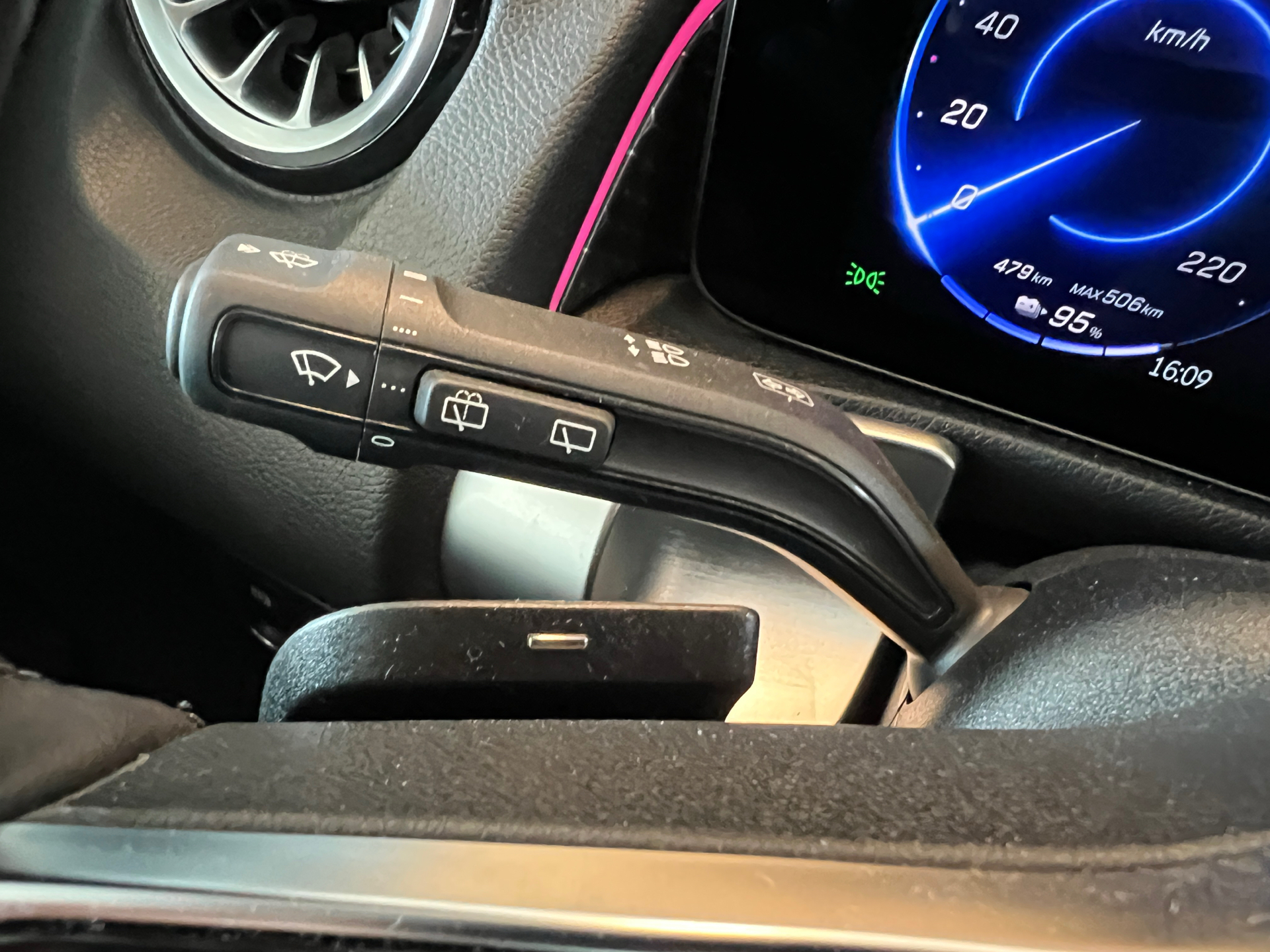 Billede af Mercedes-Benz EQB 250+ EL Premium Plus 190HK 5d Aut.