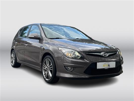 Hyundai i30 1,6 CRDi Comfort BlueDrive 90HK 5d 6g