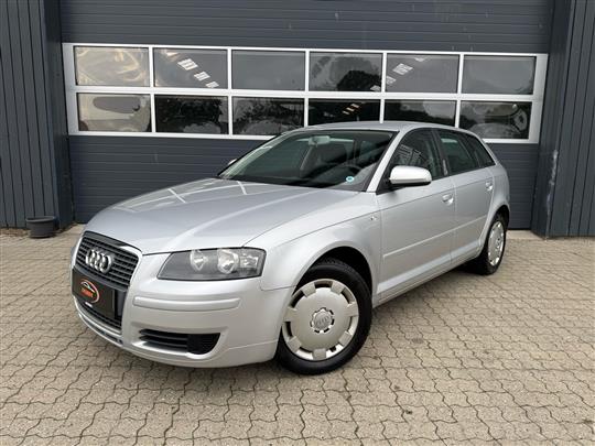 Audi A3 1,6 102HK 5d