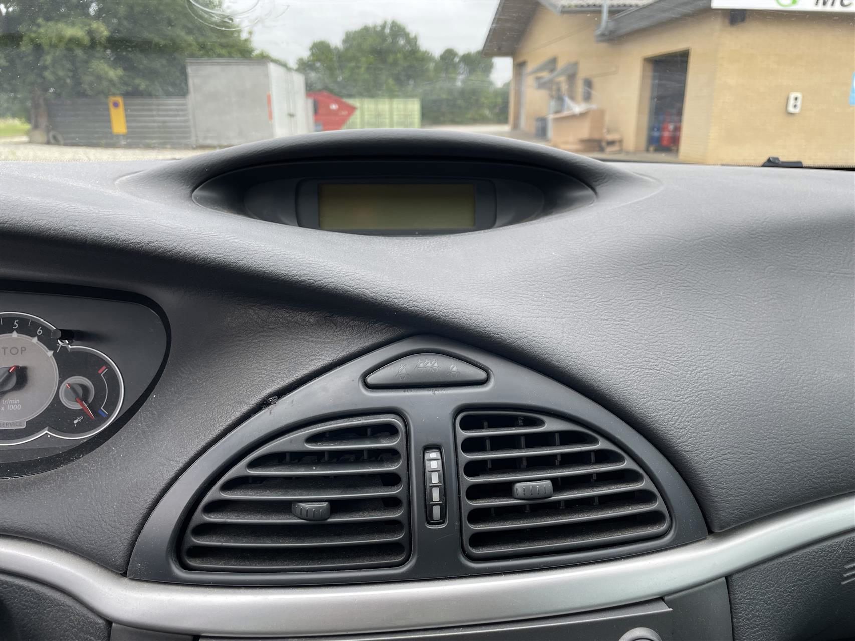 Billede af Citroën C5 2,0 i 16V Elegance 140HK 5d