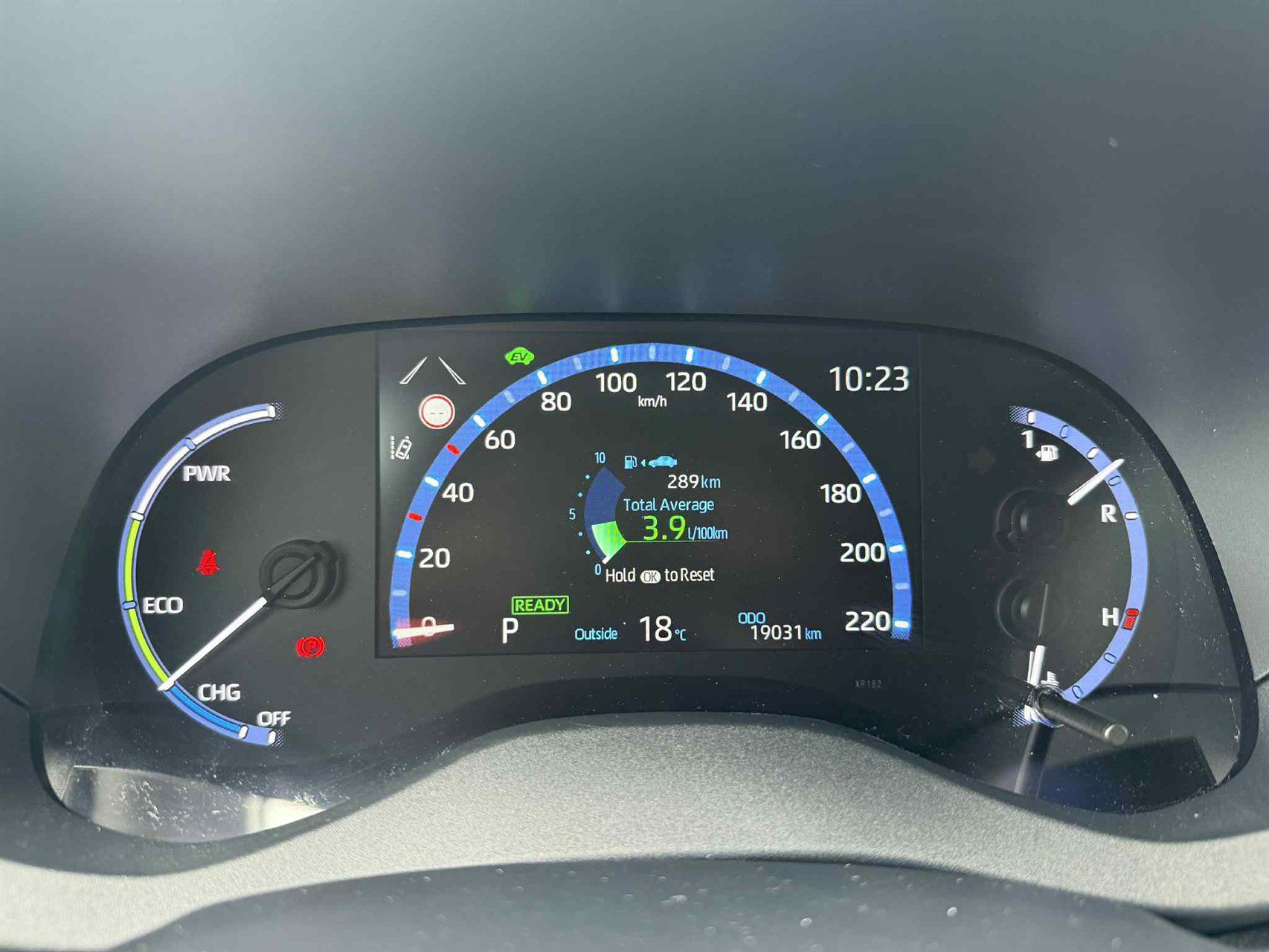 Billede af Toyota Yaris Cross 1,5 Hybrid Active Technology 116HK 5d Trinl. Gear