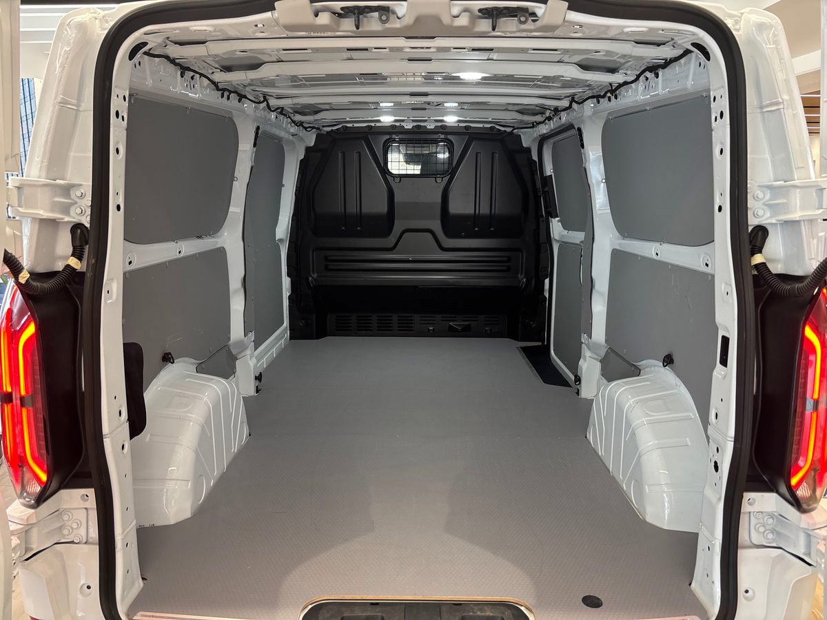 Billede af Ford E-Transit Custom 320 L2H1 EL Trend 218HK Van Aut.