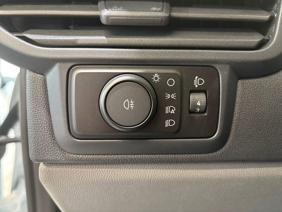 Billede af Ford E-Transit Custom 320 L2H1 EL Trend 218HK Van Aut.