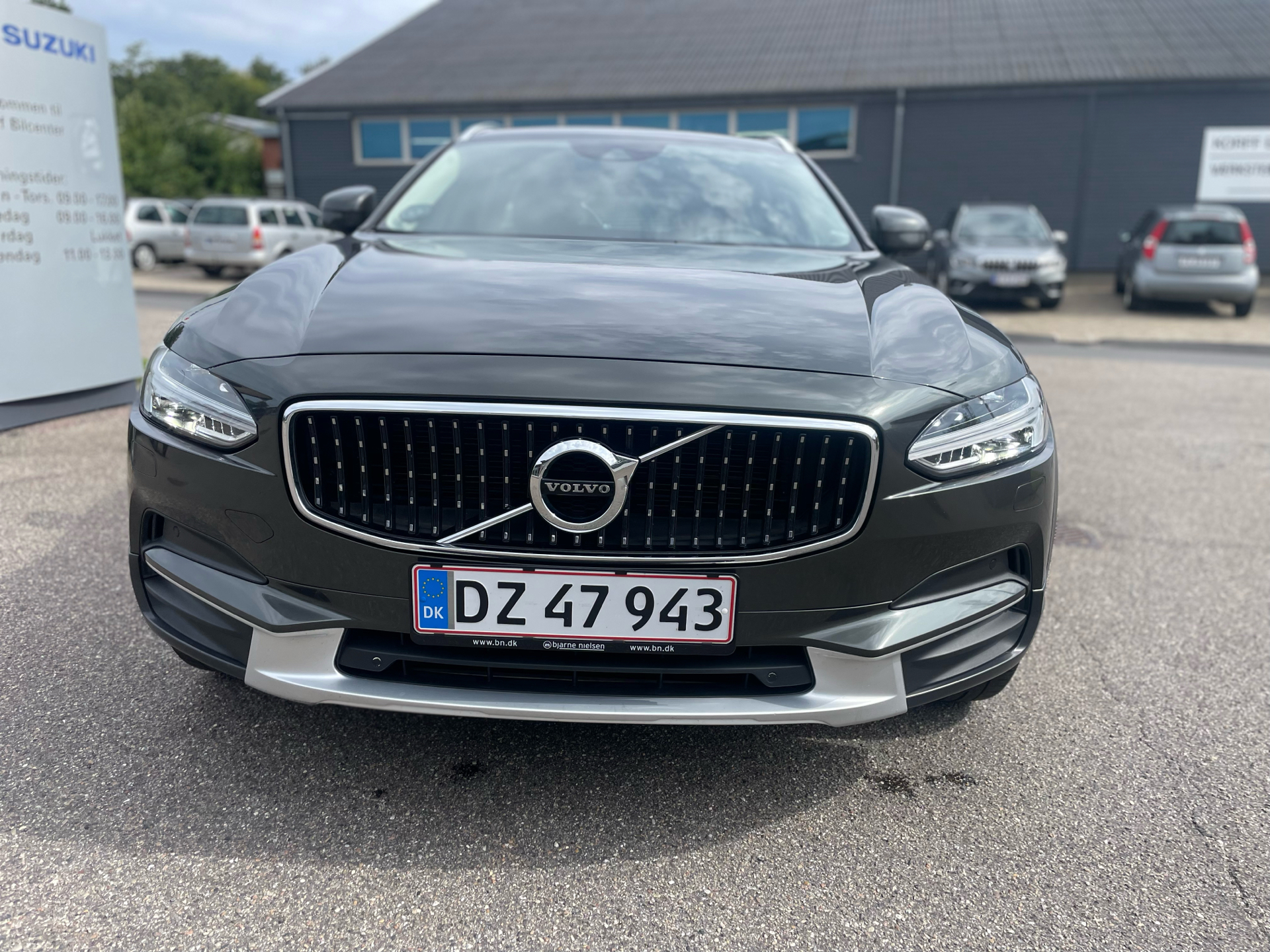 Billede af Volvo V90 Cross Country 2,0 D4 AWD 190HK Stc 8g Aut.