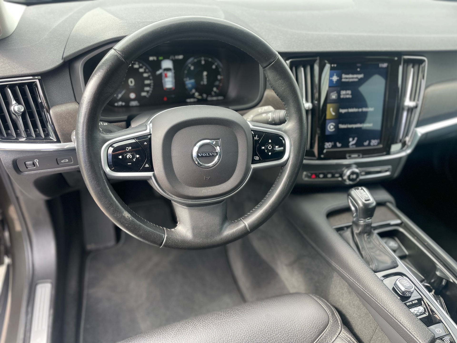 Billede af Volvo V90 Cross Country 2,0 D4 AWD 190HK Stc 8g Aut.