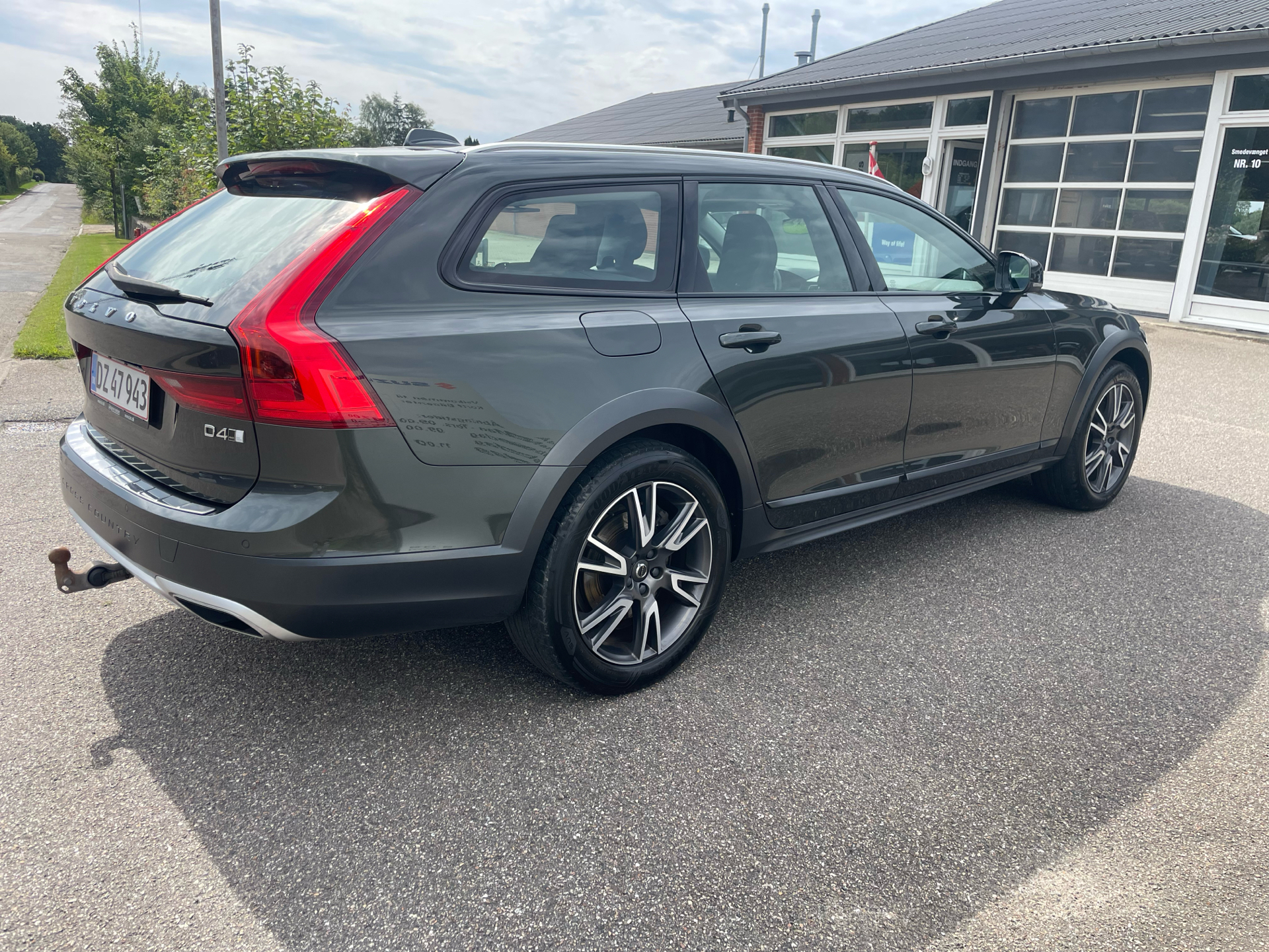 Billede af Volvo V90 Cross Country 2,0 D4 AWD 190HK Stc 8g Aut.