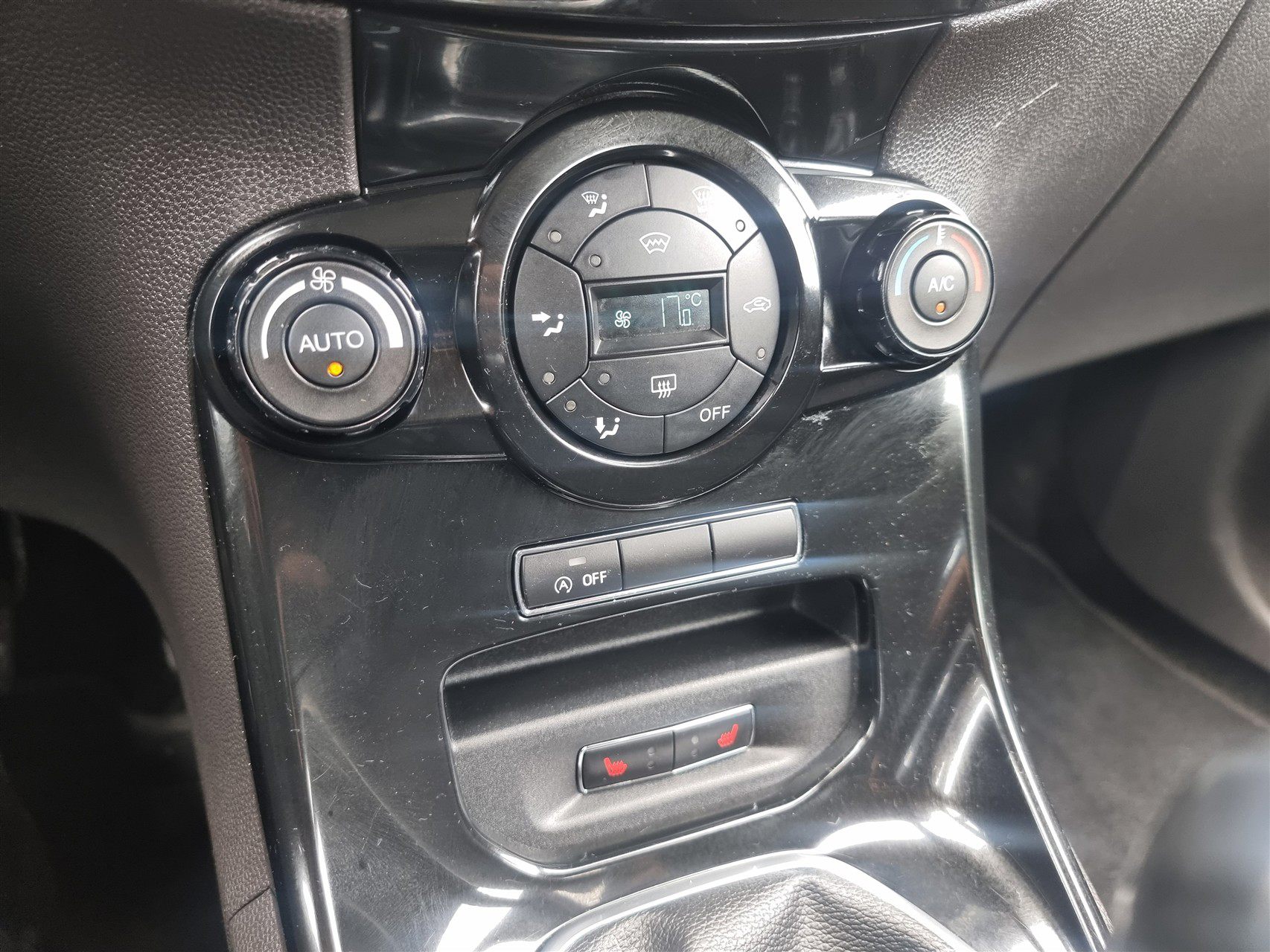 Billede af Ford Fiesta 1,0 EcoBoost Titanium Start/Stop 100HK 5d