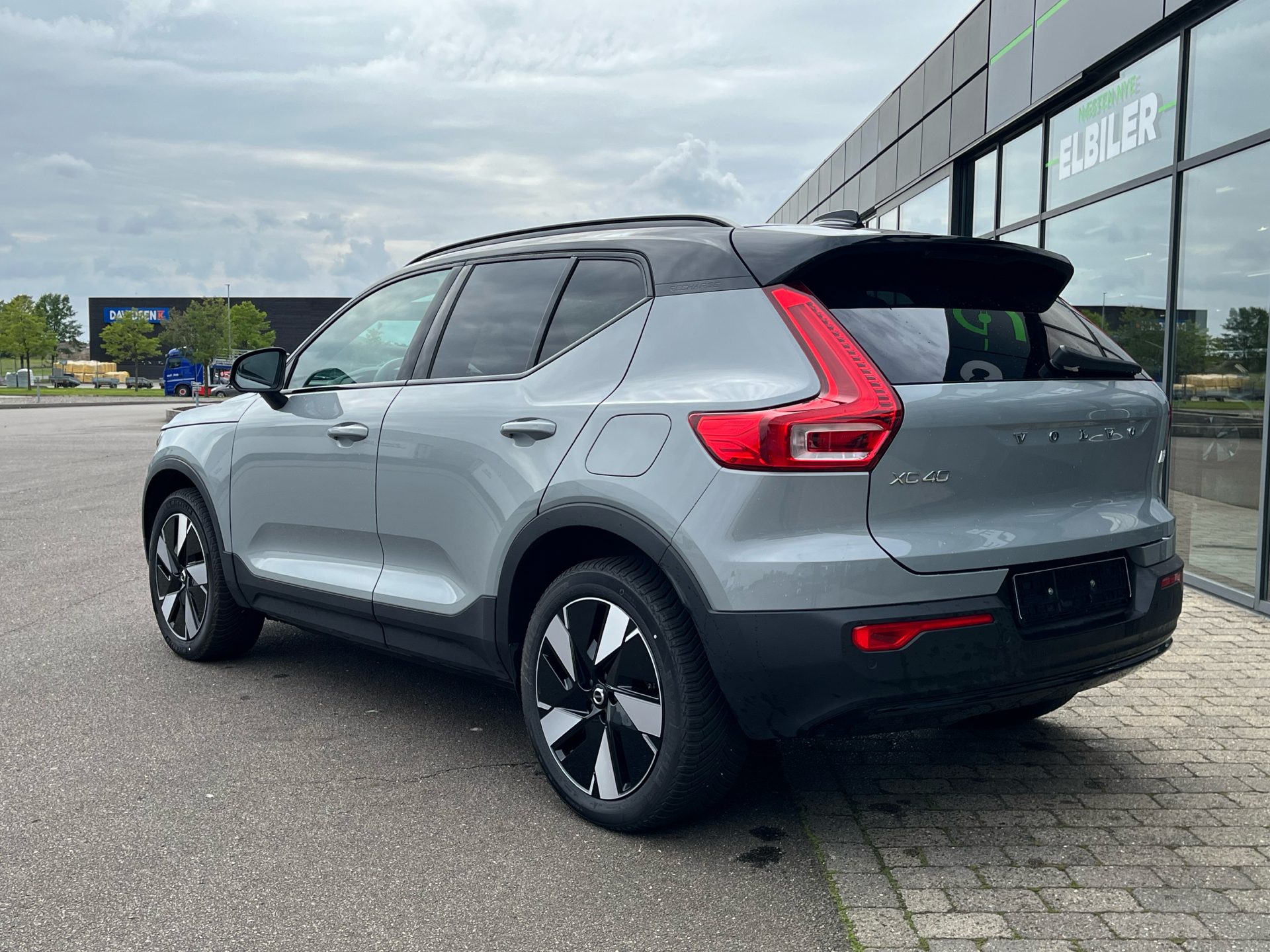 Billede af Volvo XC40 Recharge Twin Plus AWD 408HK 5d Aut.