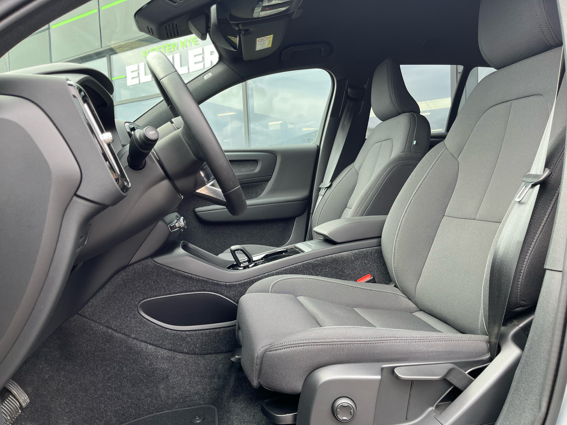 Billede af Volvo XC40 Recharge Twin Plus AWD 408HK 5d Aut.