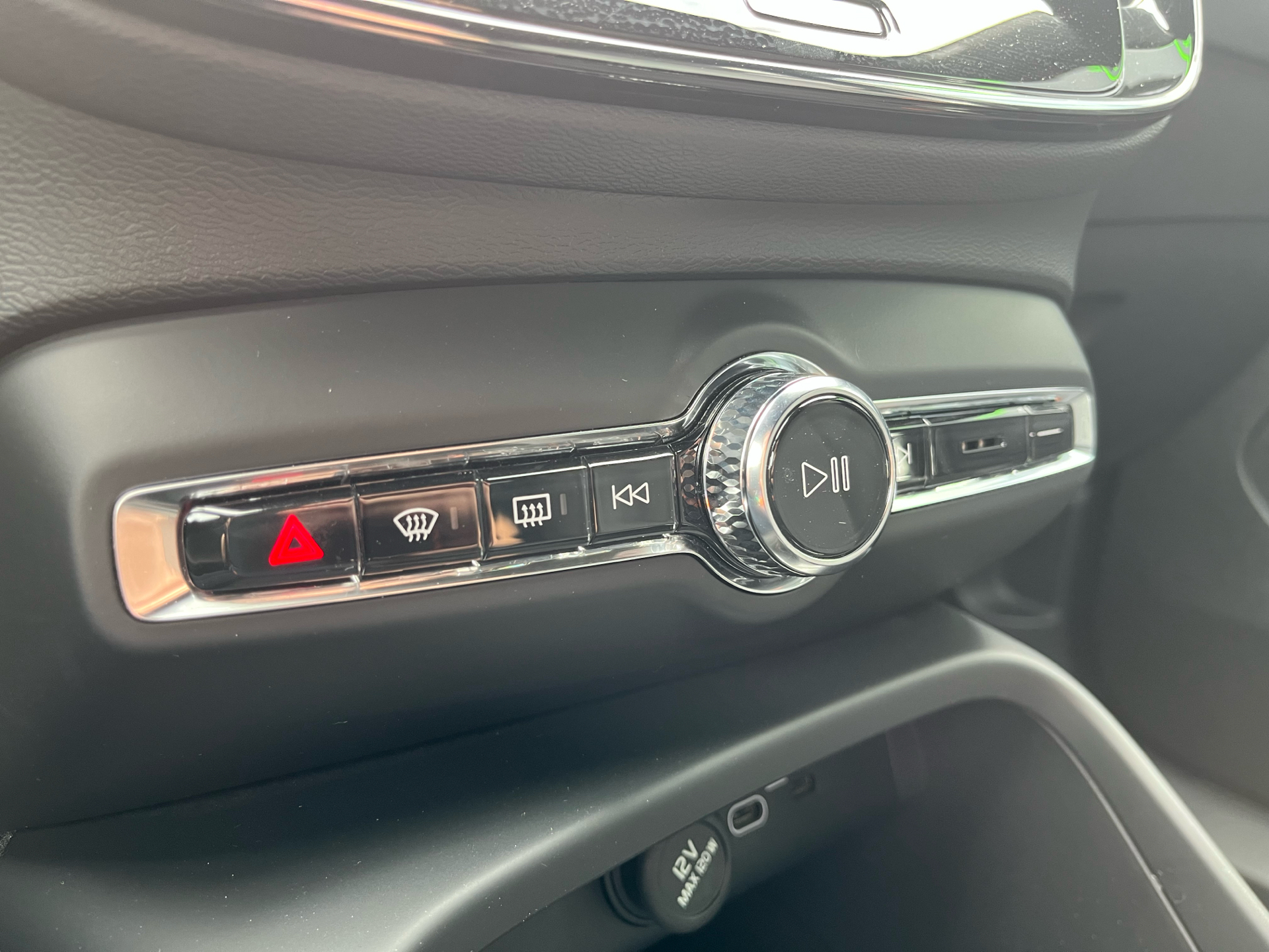 Billede af Volvo XC40 Recharge Twin Plus AWD 408HK 5d Aut.