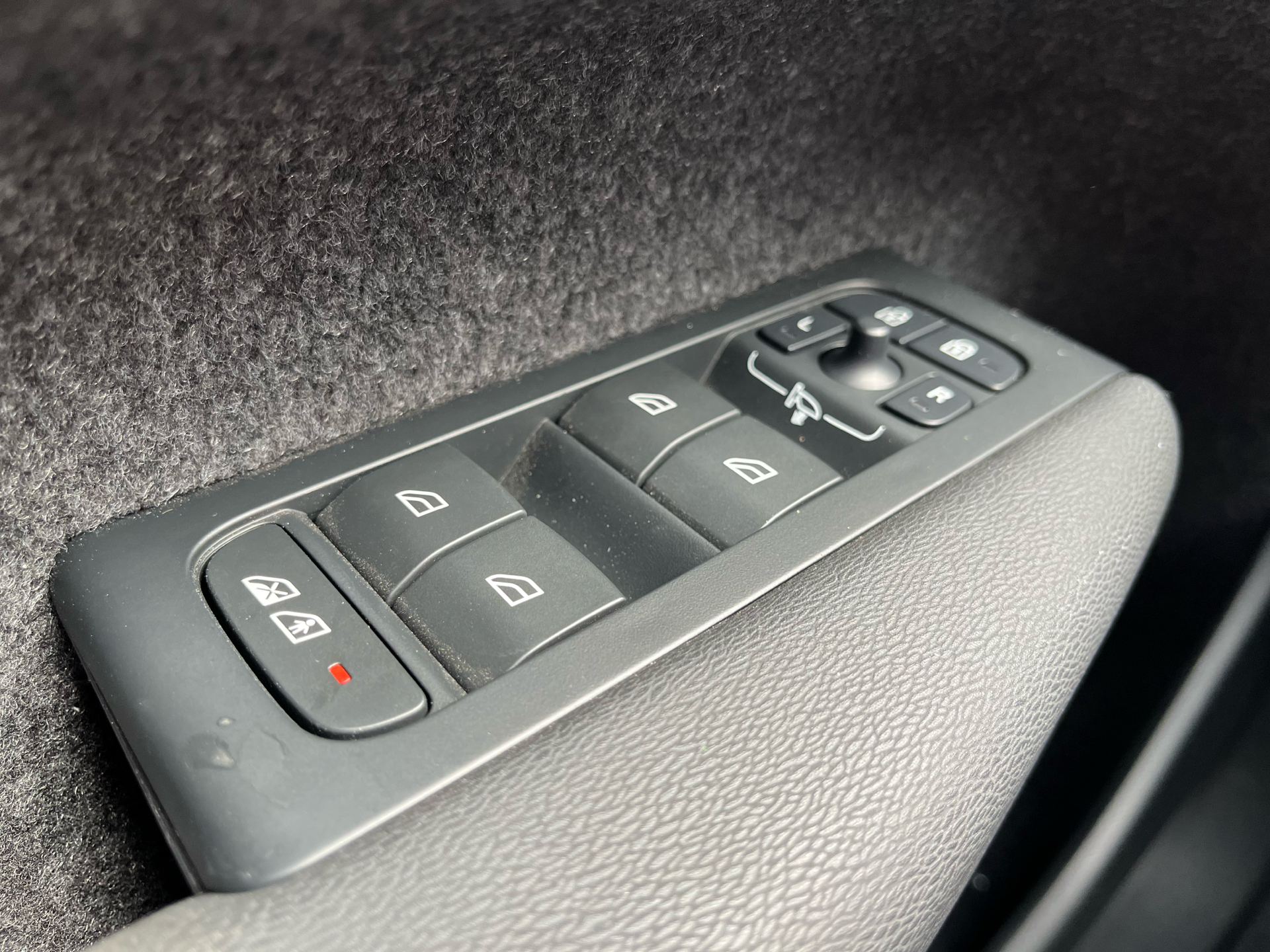 Billede af Volvo XC40 Recharge Twin Plus AWD 408HK 5d Aut.
