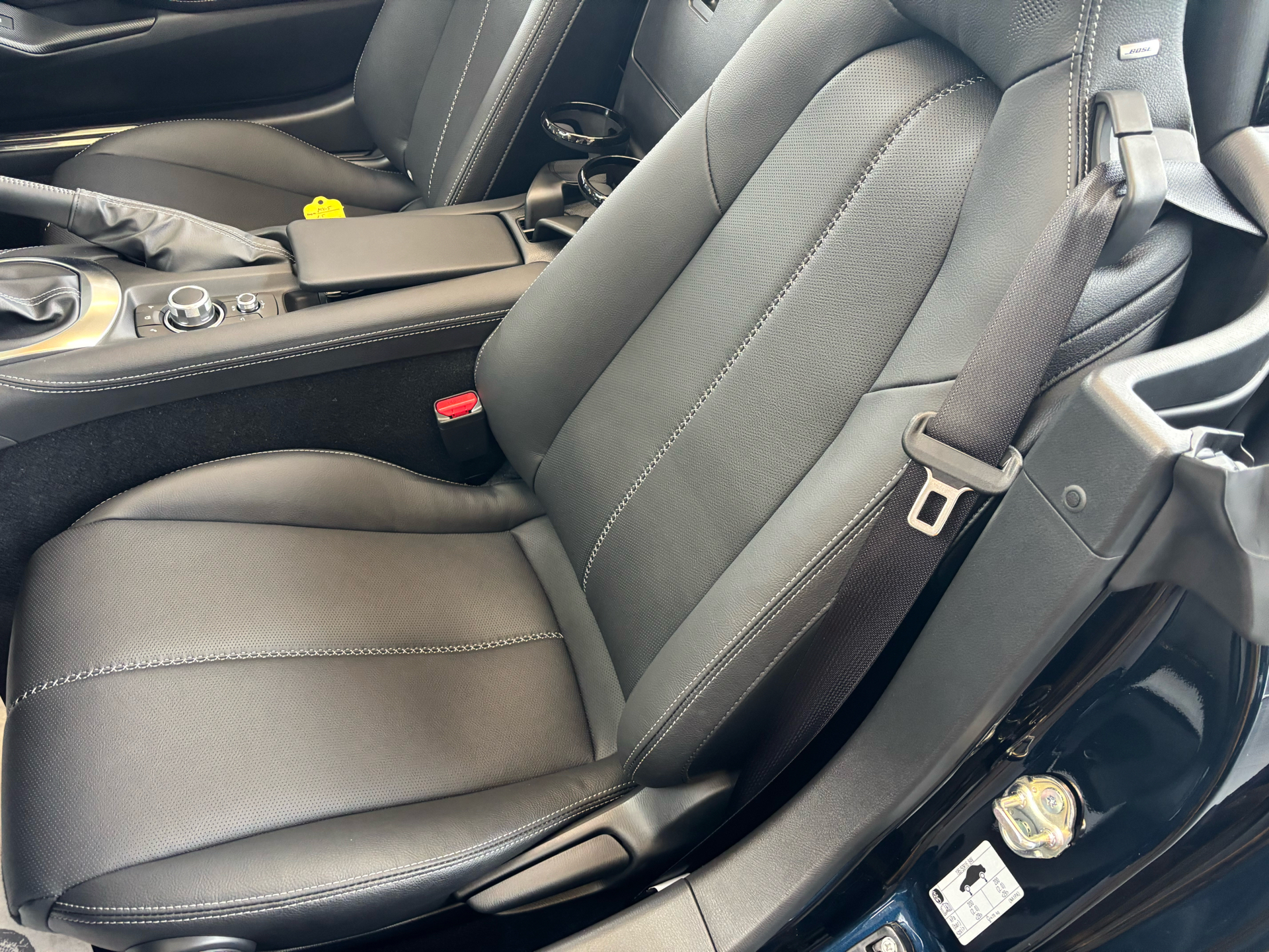 Billede af Mazda MX-5 1,5 Skyactiv-G Exclusive-Line 132HK Cabr. 6g