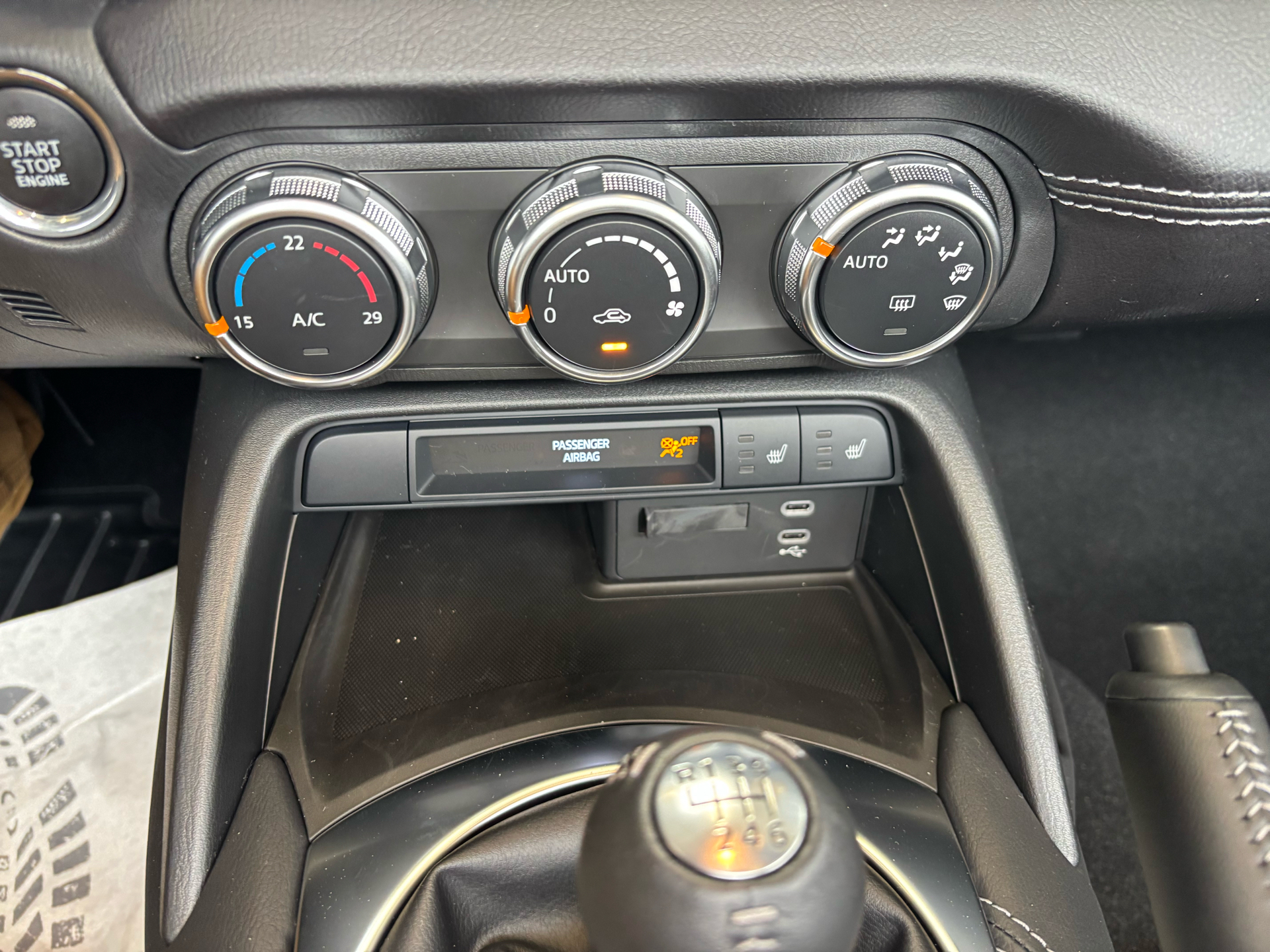 Billede af Mazda MX-5 1,5 Skyactiv-G Exclusive-Line 132HK Cabr. 6g