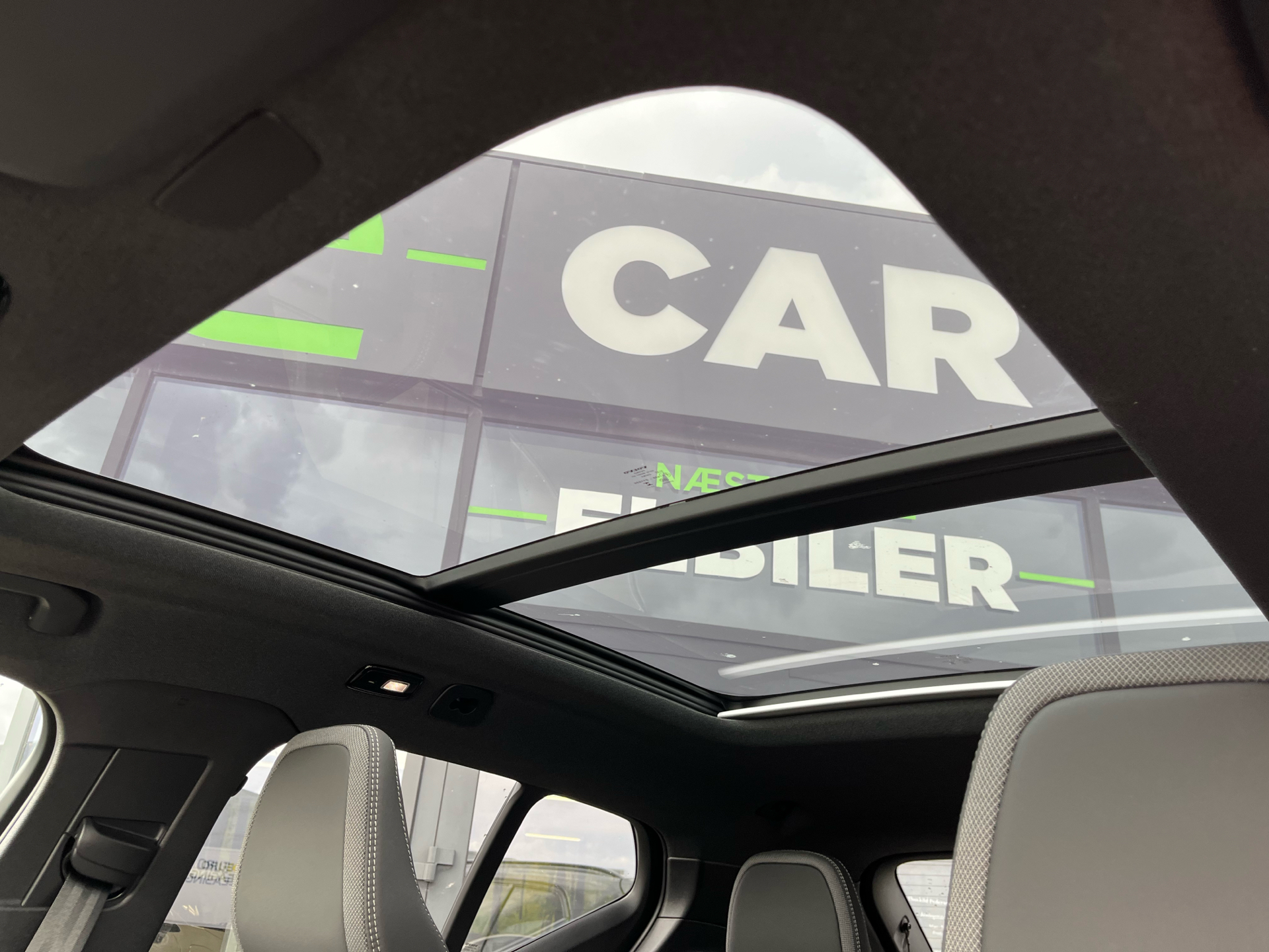 Billede af Volvo XC40 Recharge Twin Ultimate AWD 408HK 5d Aut.
