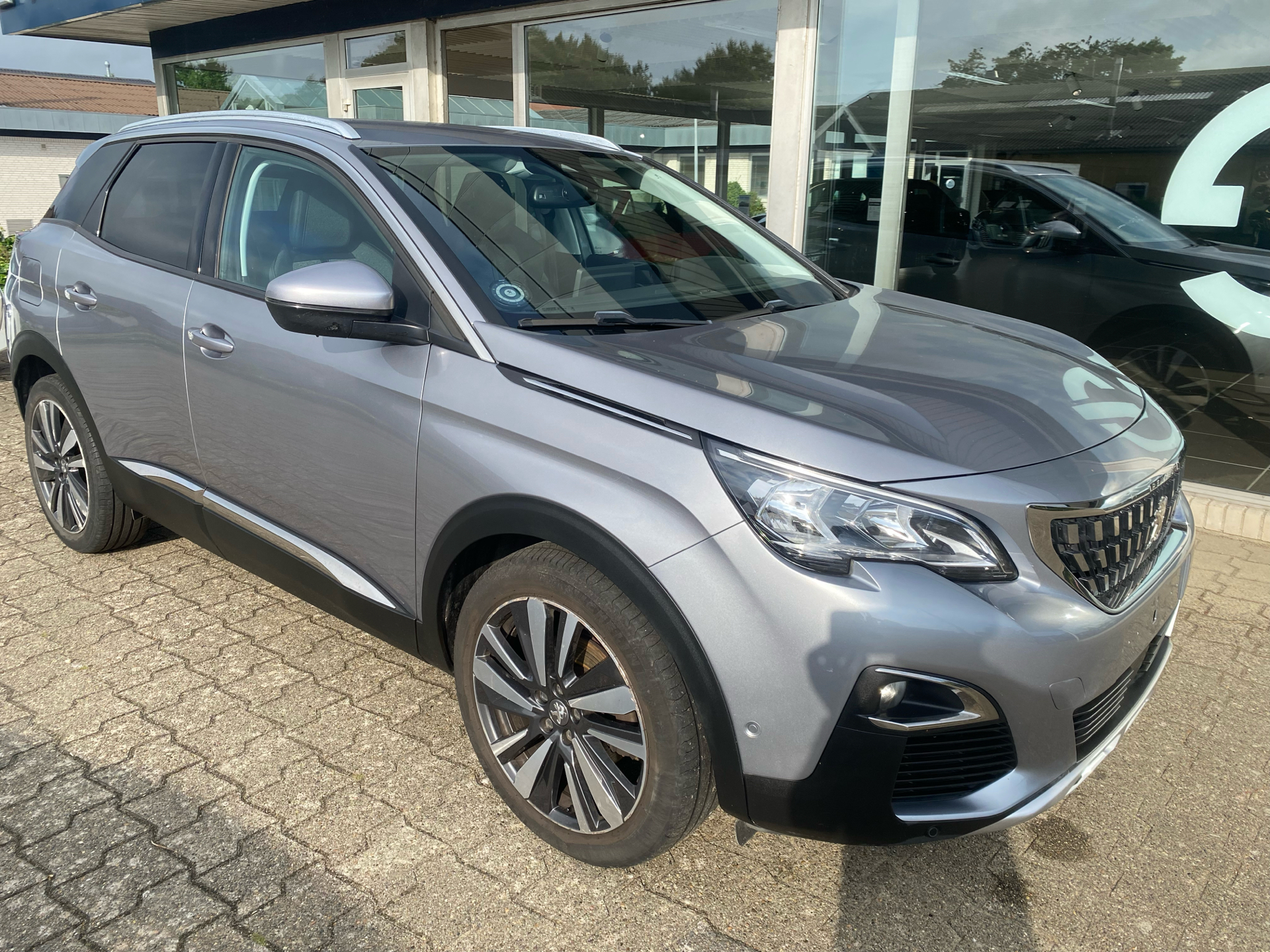 Billede af Peugeot 3008 1,6 BlueHDi Allure 120HK 5d 6g