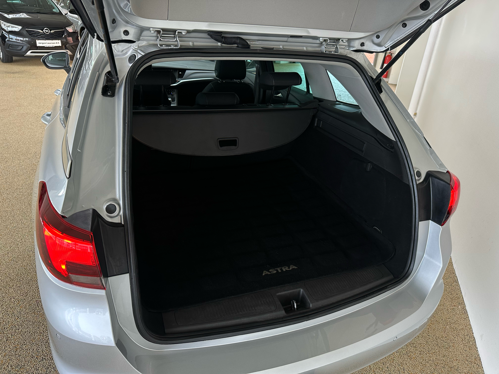 Billede af Opel Astra Sports Tourer 1,0 Turbo Enjoy Start/Stop Easytronic 105HK Stc Aut.