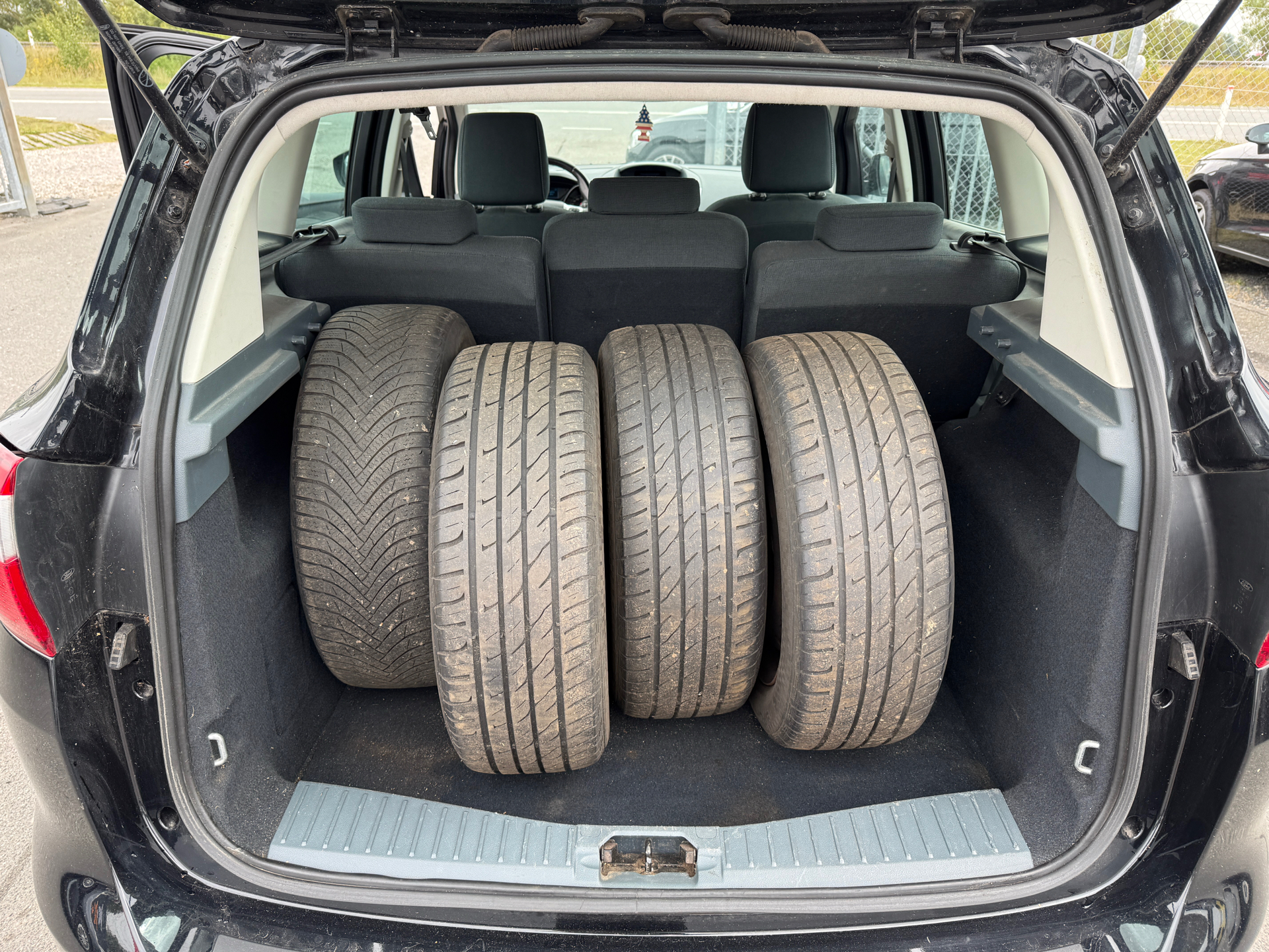 Billede af Ford C-MAX 1,6 TDCi Trend 115HK