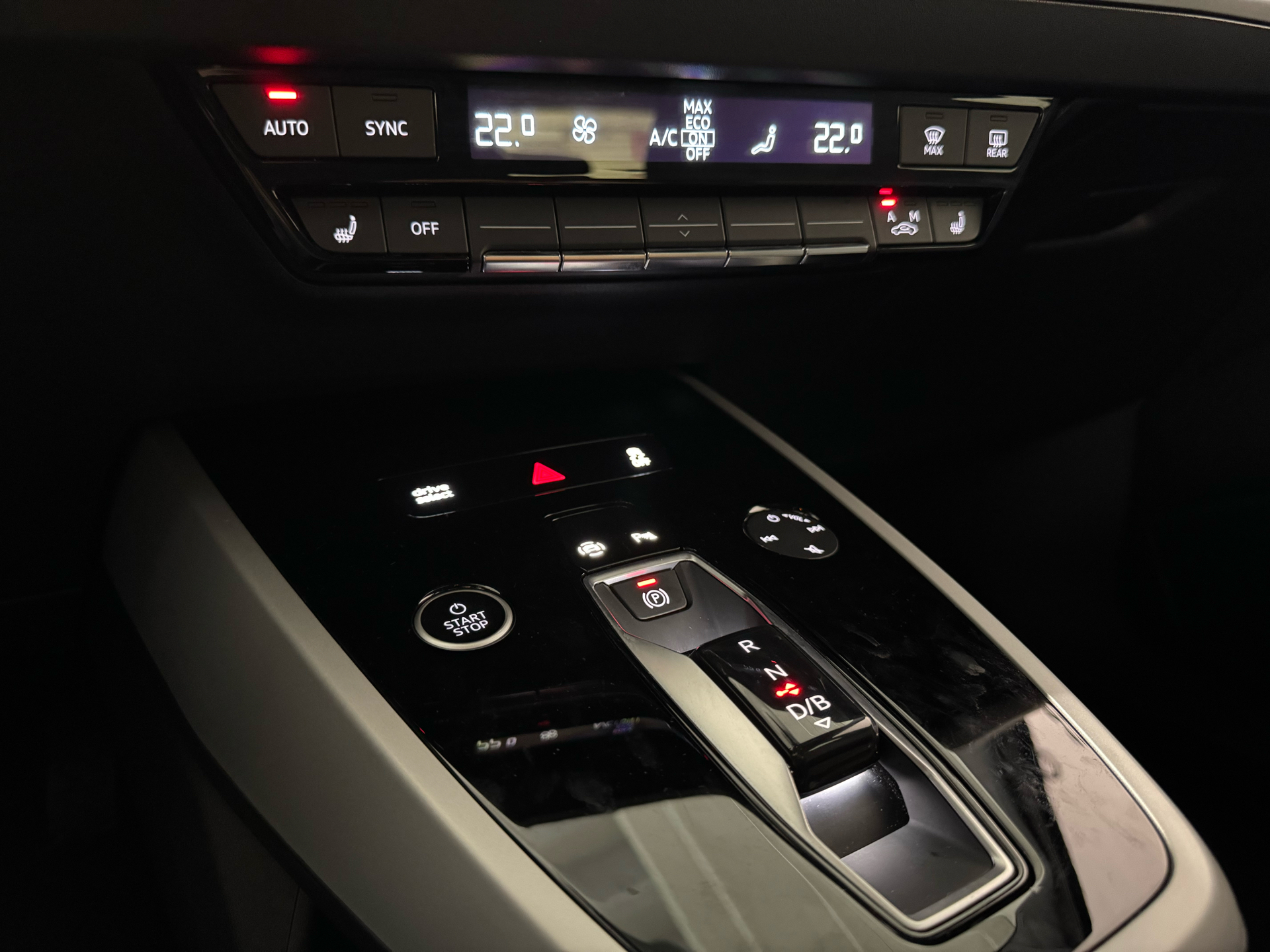Billede af Audi Q4 Sportback 40 E-tron Attitude 204HK 5d Aut.