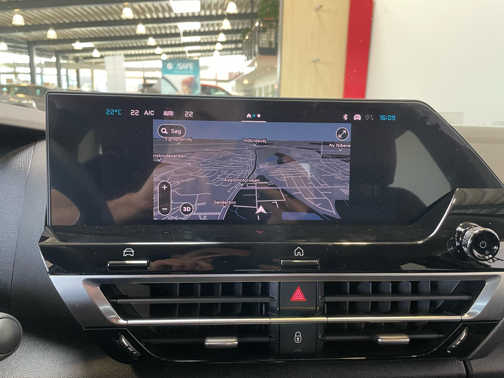 Billede af Citroën e-C4 X EL Concorde 136HK 5d Aut.