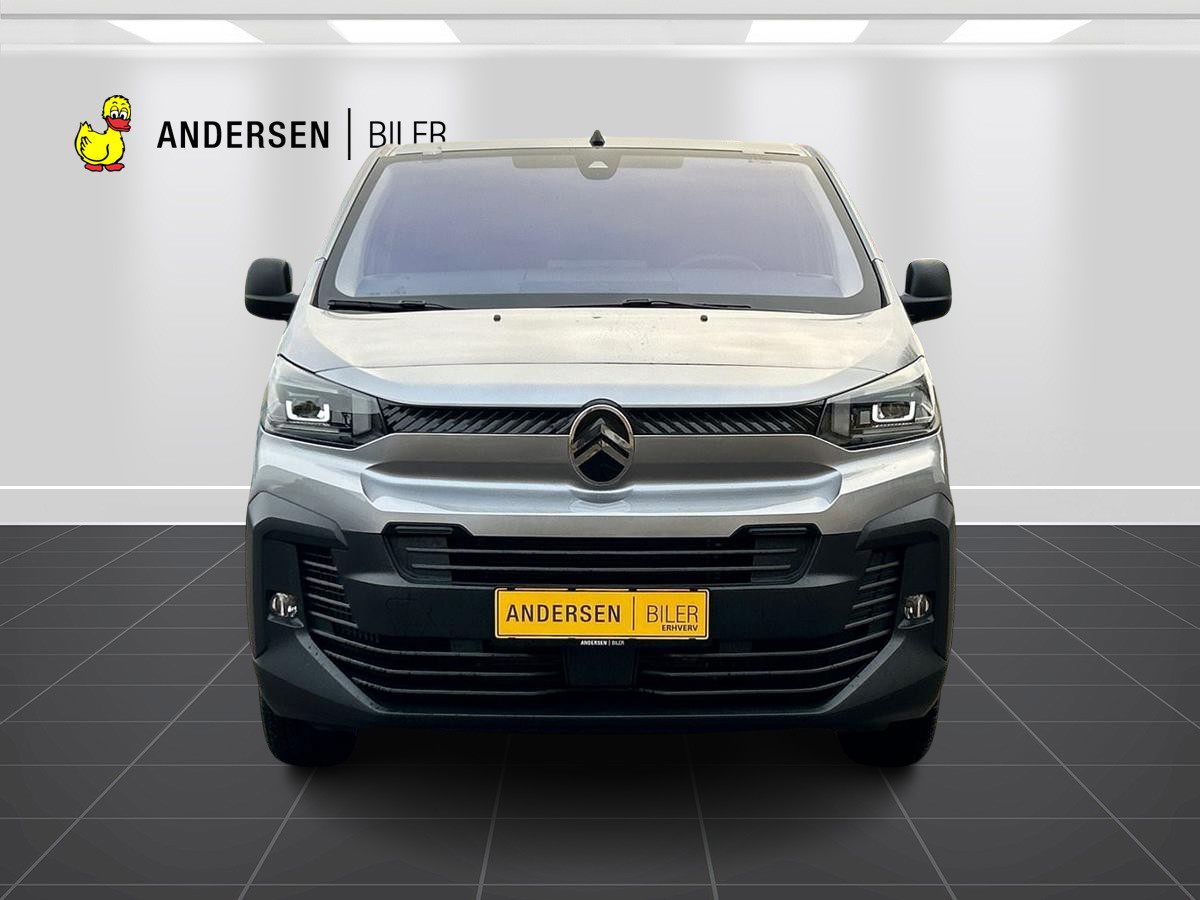 Billede af Citroën Jumpy L3 2,0 Blue HDi Masterline EAT8 145HK Van 8g Aut.