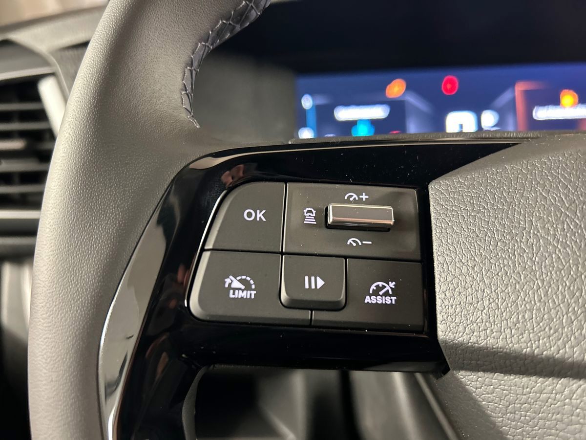 Billede af Citroën Jumpy L3 2,0 Blue HDi Masterline EAT8 145HK Van 8g Aut.