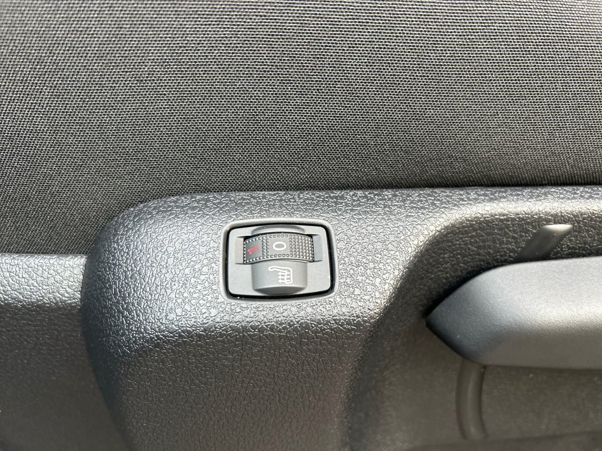 Billede af Citroën Jumpy L3 2,0 Blue HDi Masterline EAT8 145HK Van 8g Aut.