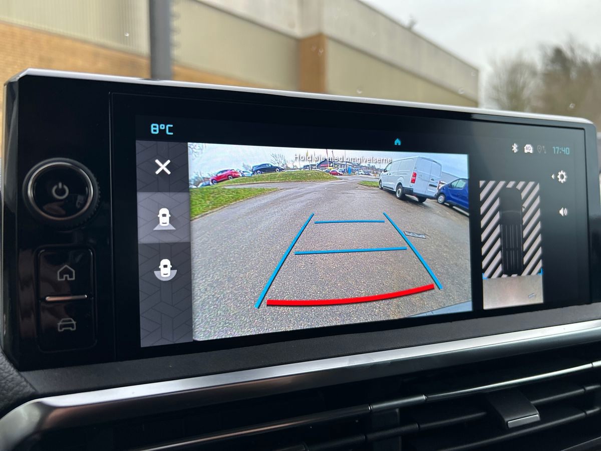 Billede af Citroën Jumpy L3 2,0 Blue HDi Masterline EAT8 145HK Van 8g Aut.