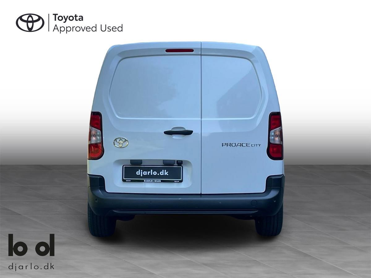 Billede af Toyota Proace City Medium 1,5 D Comfort Master 102HK Van