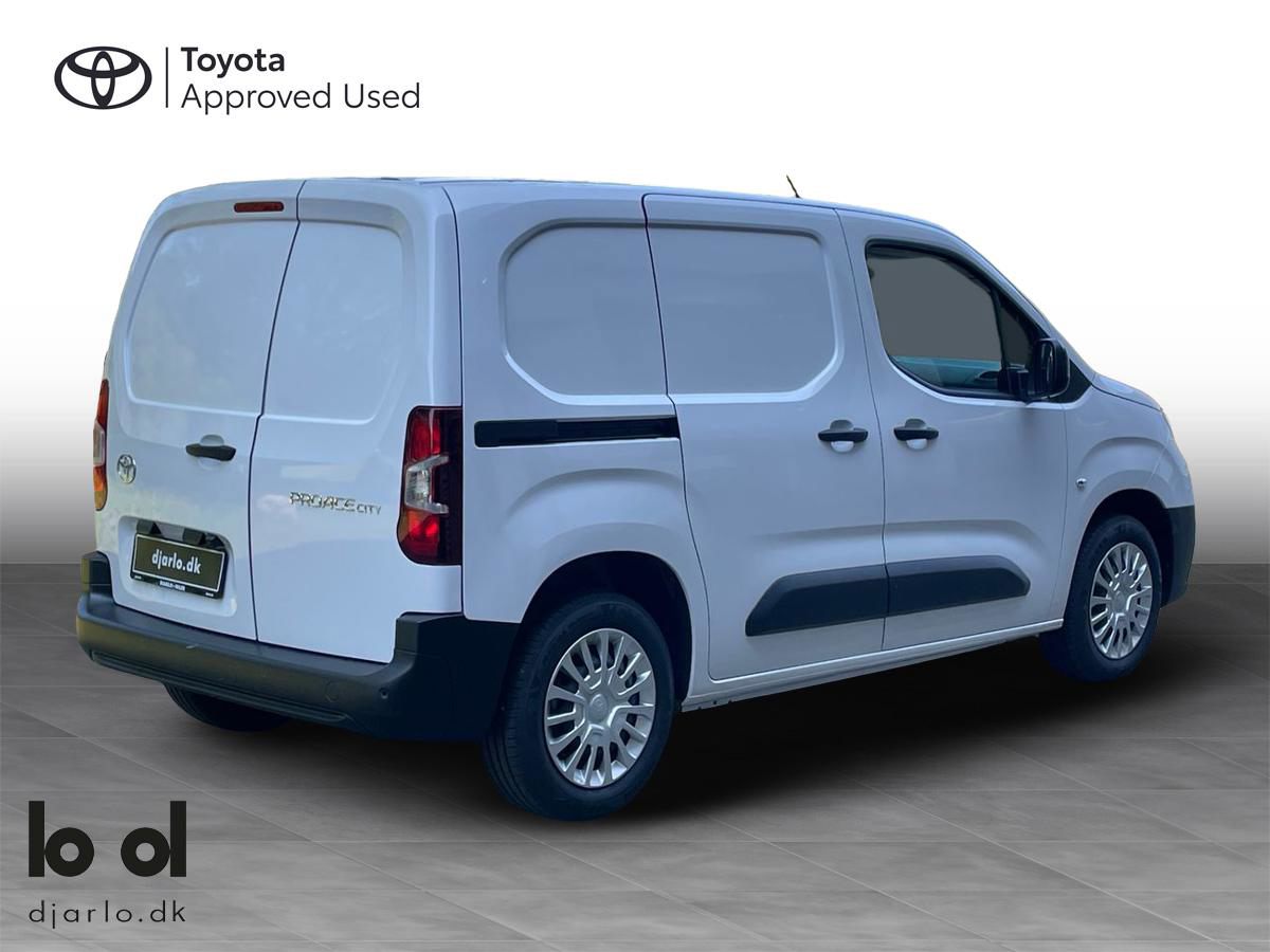 Billede af Toyota Proace City Medium 1,5 D Comfort Master 102HK Van