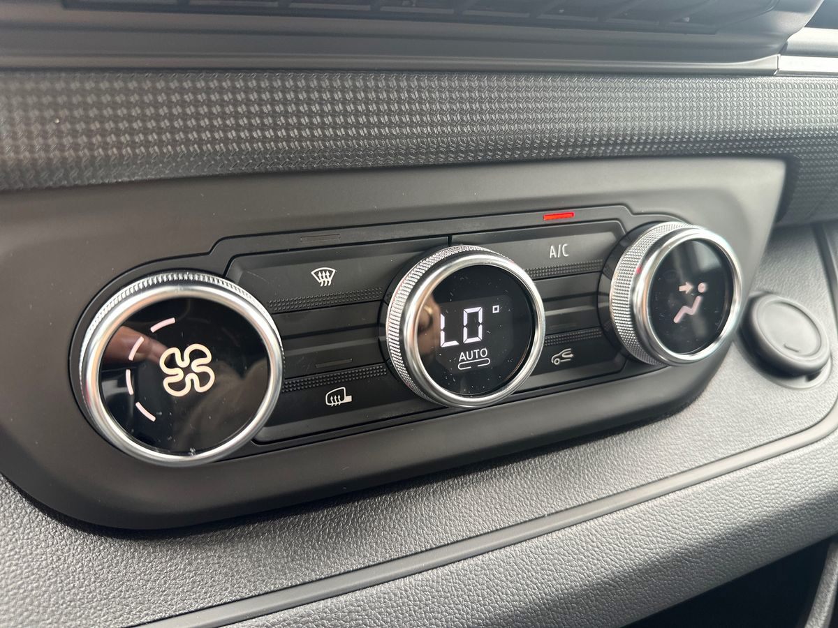 Billede af Nissan Primastar L2H1 2,0 DCi N-Connecta 150HK Van 6g Aut.