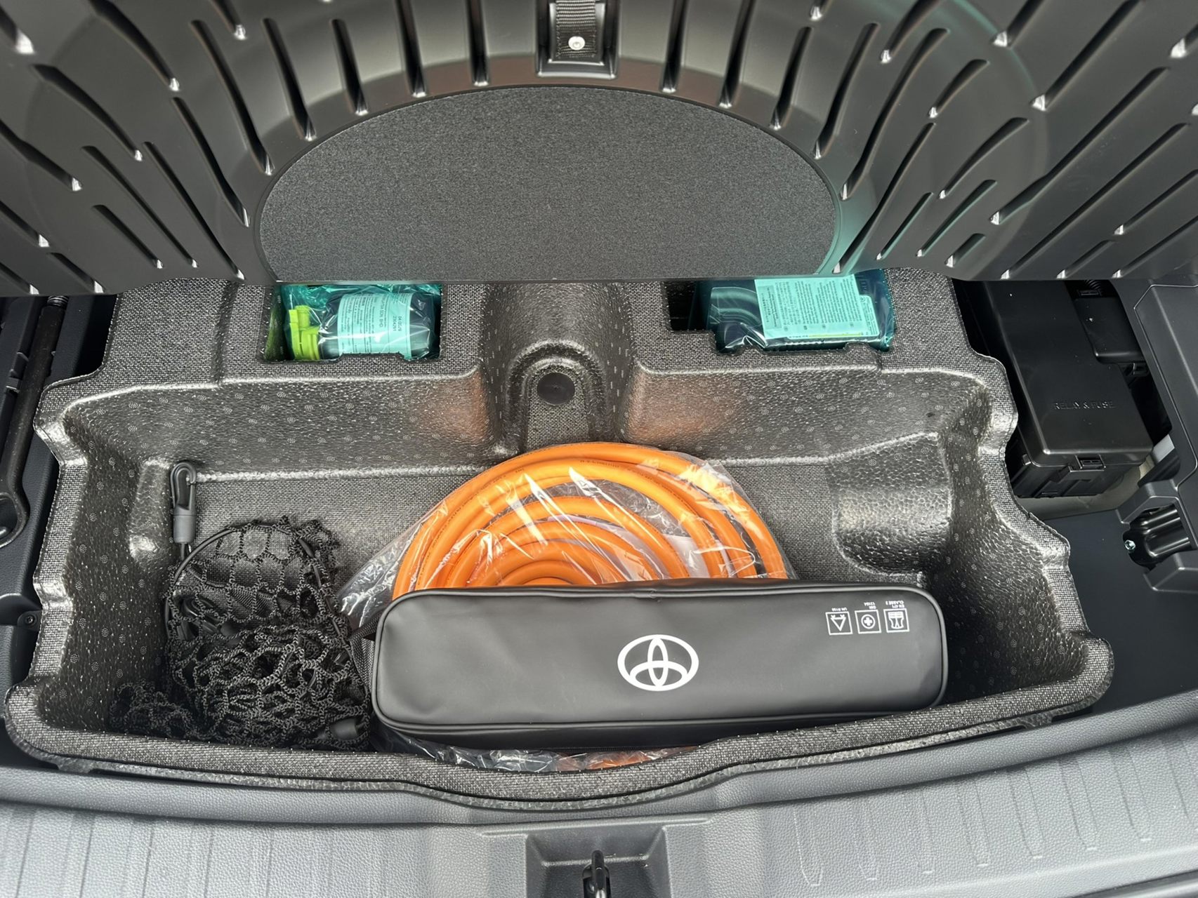 Billede af Toyota RAV4 Plug-in 2,5 Plugin-hybrid Active Comfort AWD 306HK 5d 6g Aut.