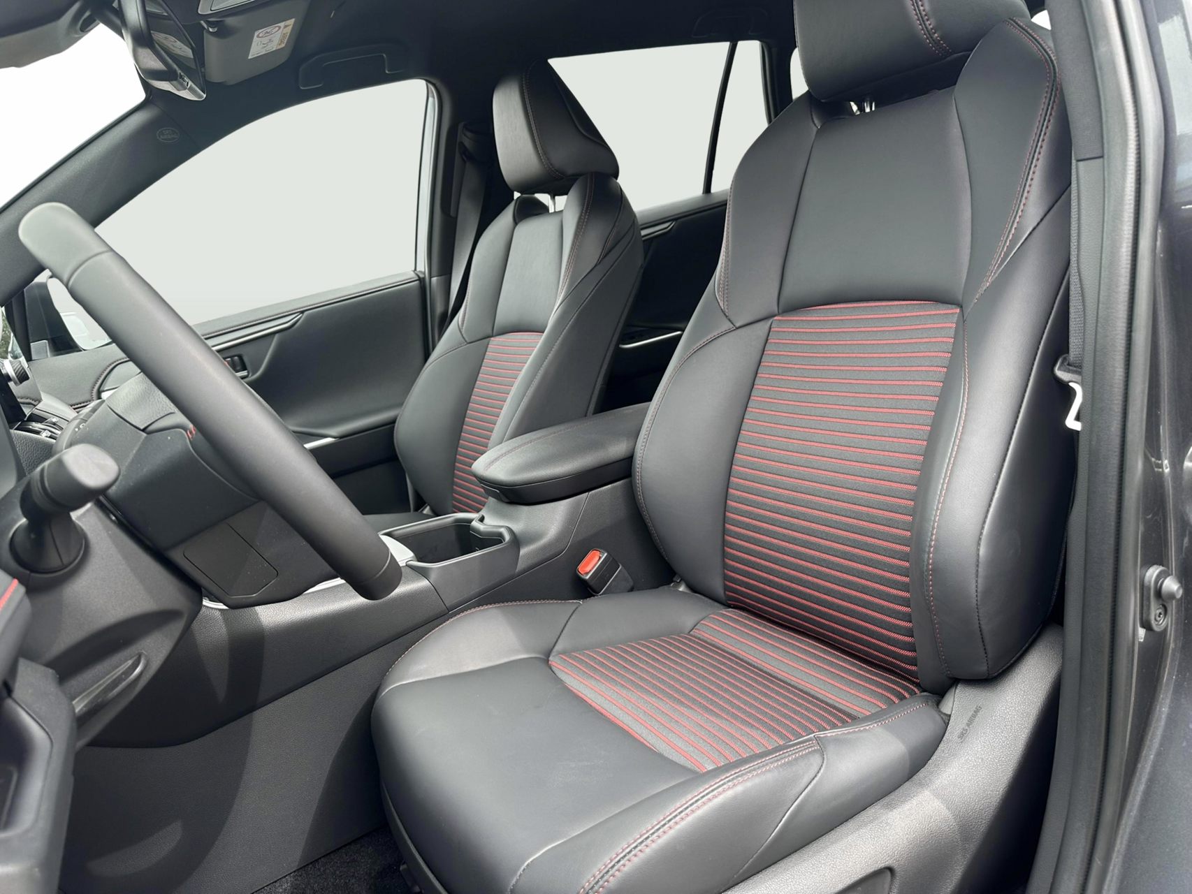 Billede af Toyota RAV4 Plug-in 2,5 Plugin-hybrid Active Comfort AWD 306HK 5d 6g Aut.