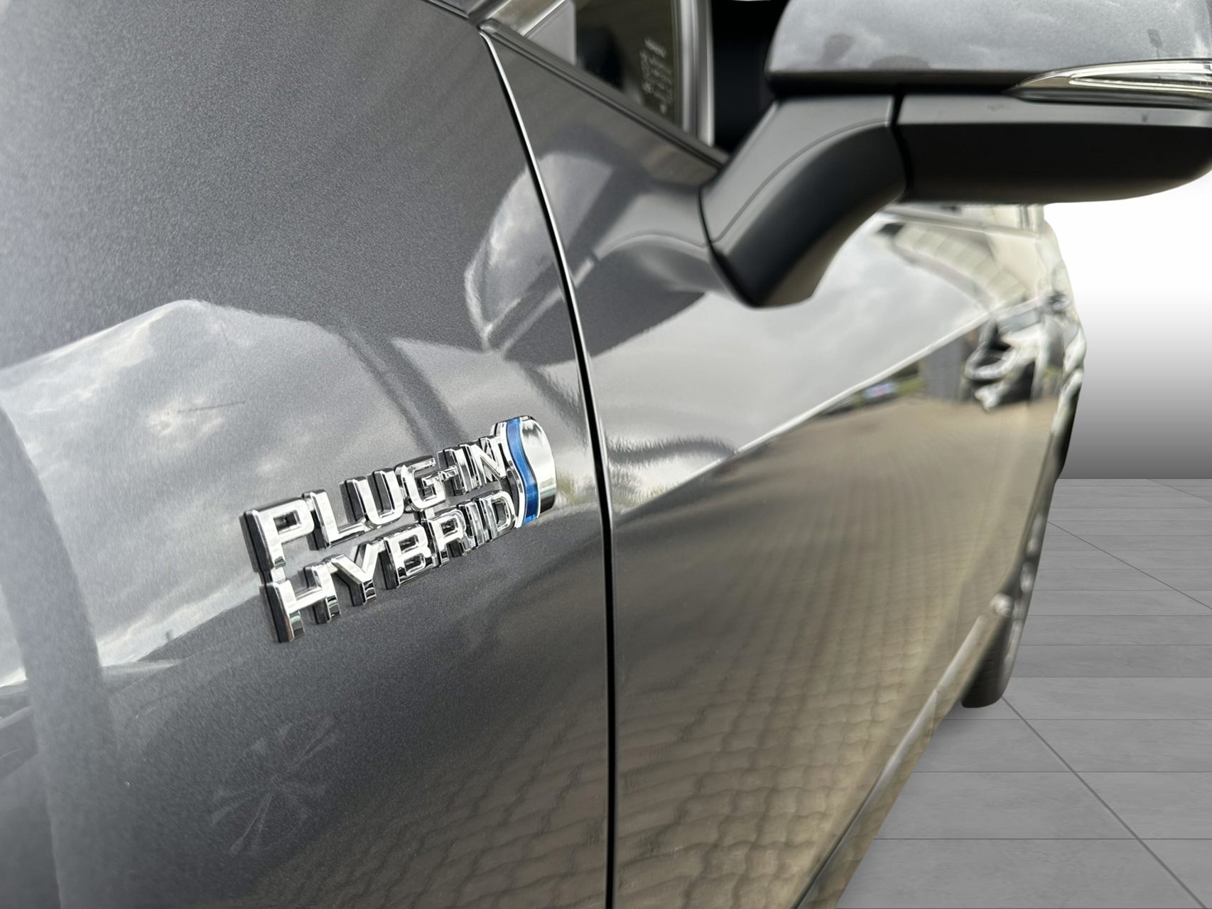 Billede af Toyota RAV4 Plug-in 2,5 Plugin-hybrid Active Comfort AWD 306HK 5d 6g Aut.